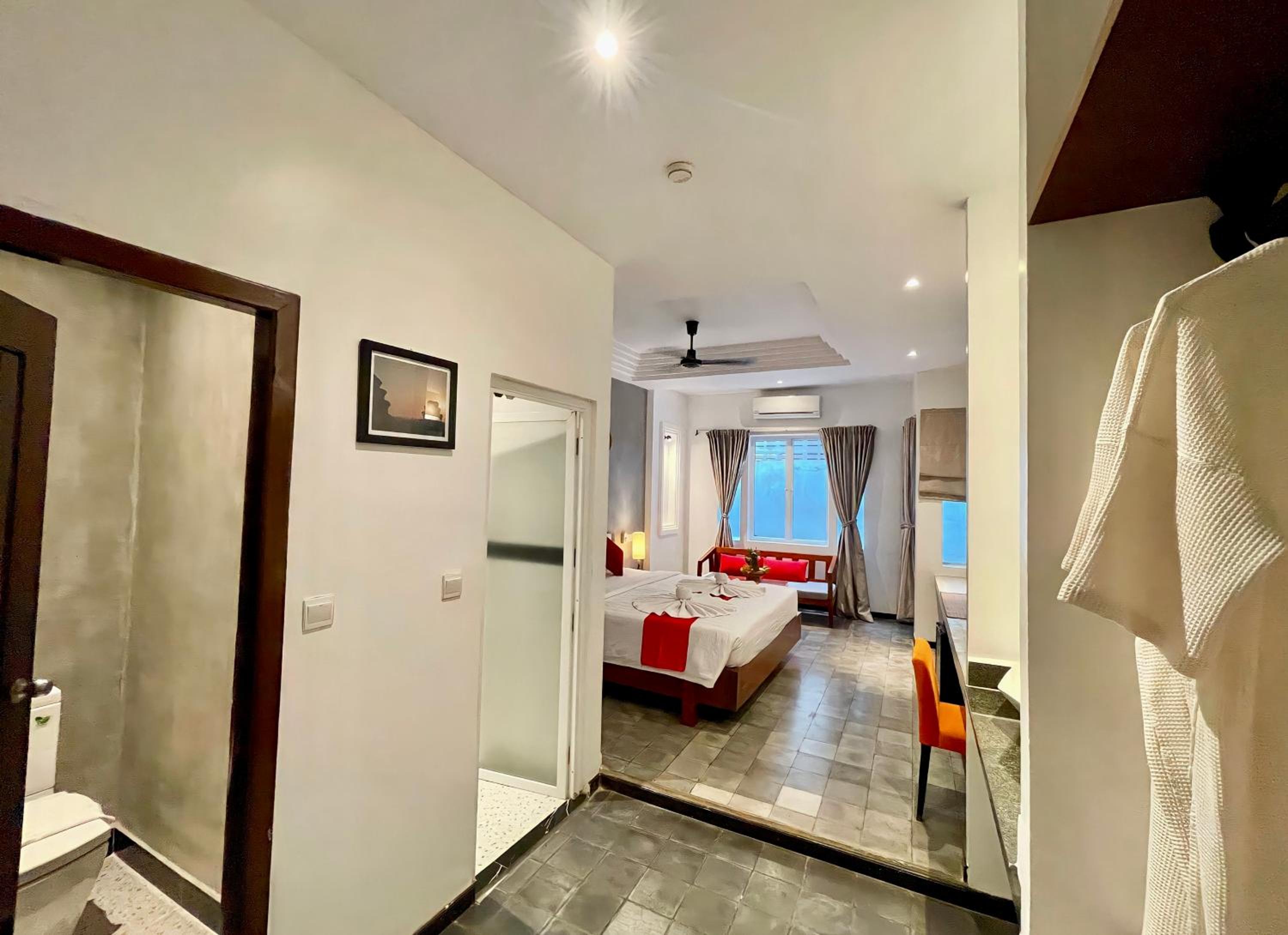 Cabana Double With Balcony - Free Pick Up