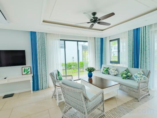 Four Bedroom Villa Garden View With Private Pool