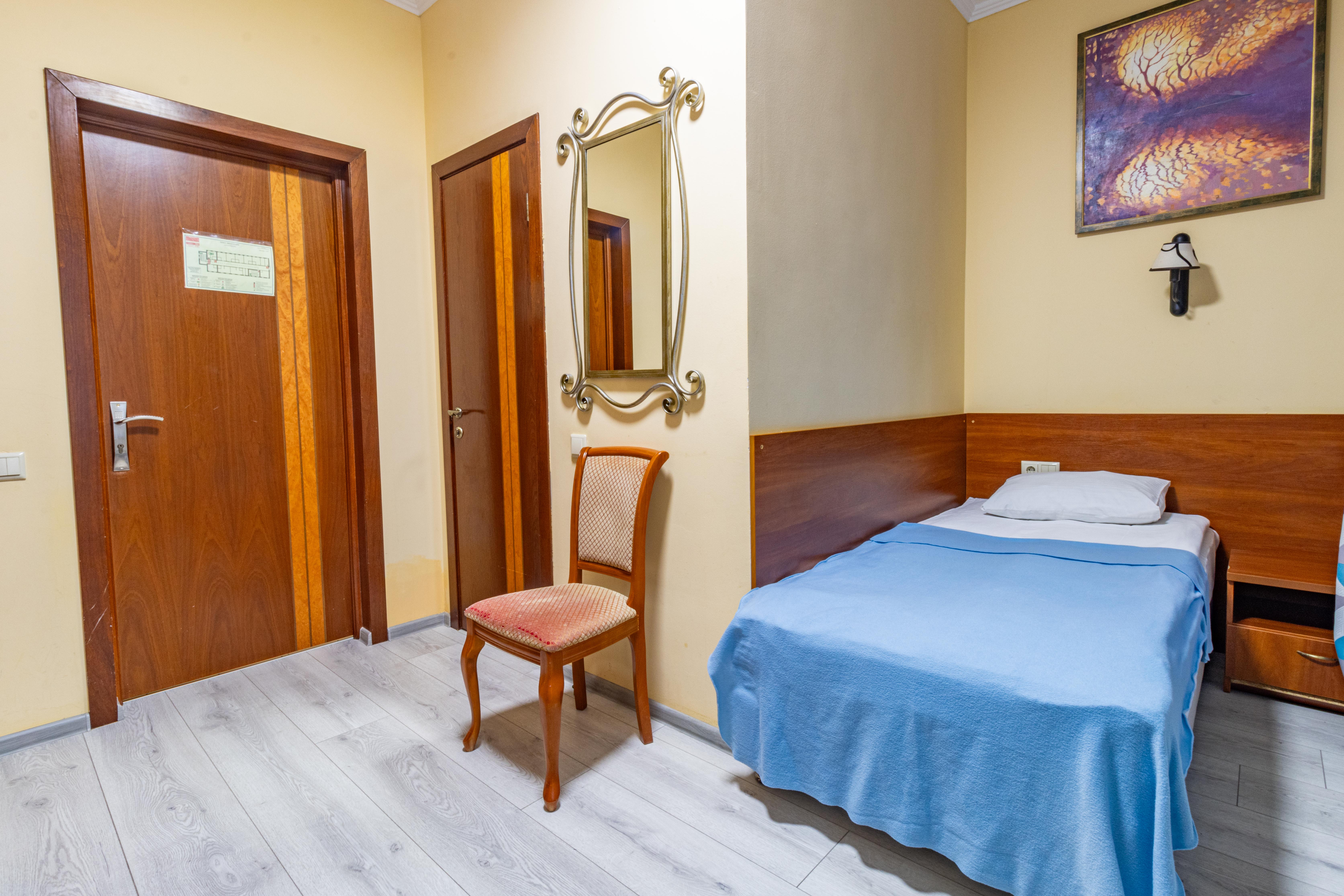 Небольшой одноместный номер