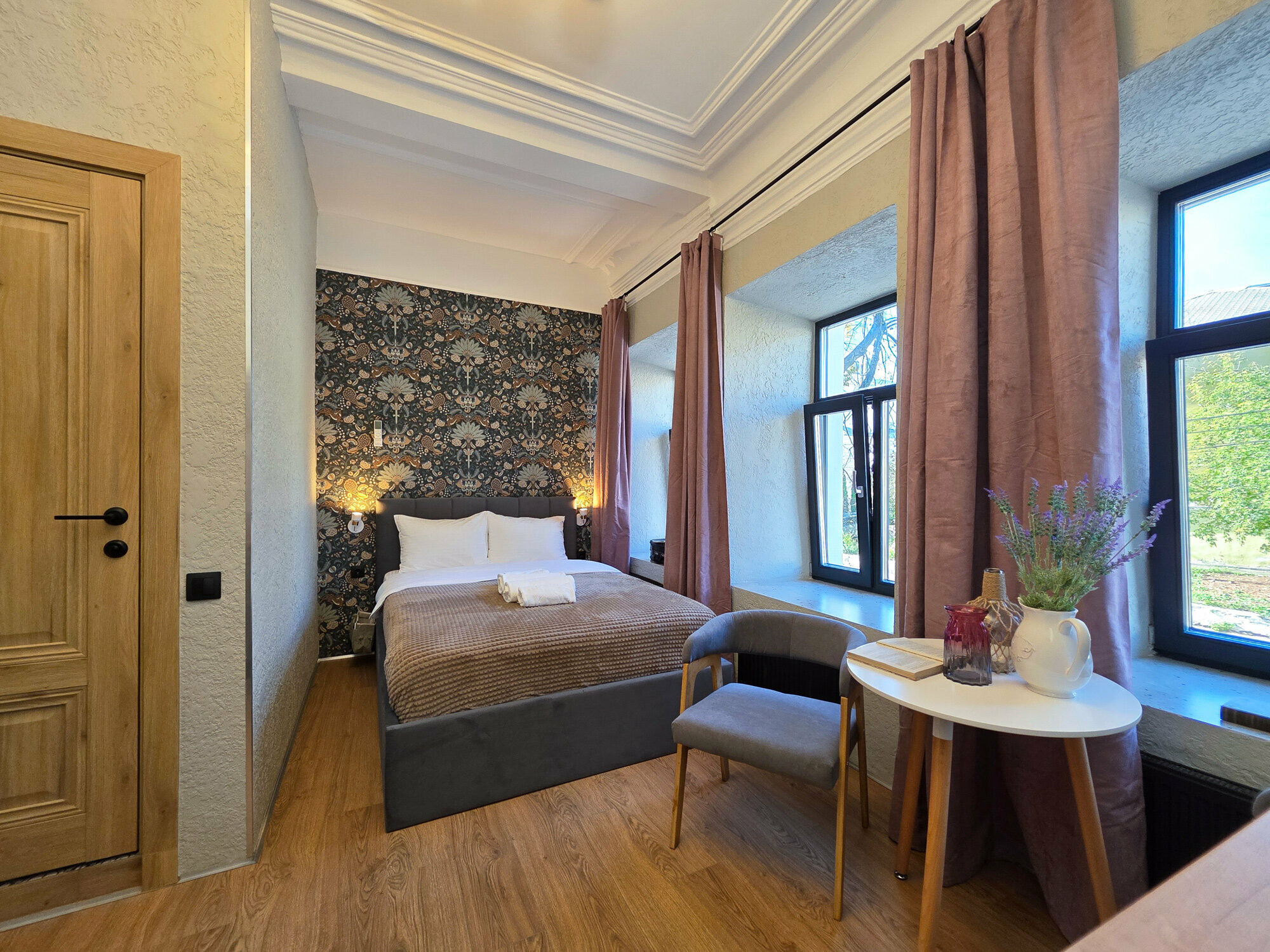 Однокомнатные апартаменты люкс с видом на монастырь