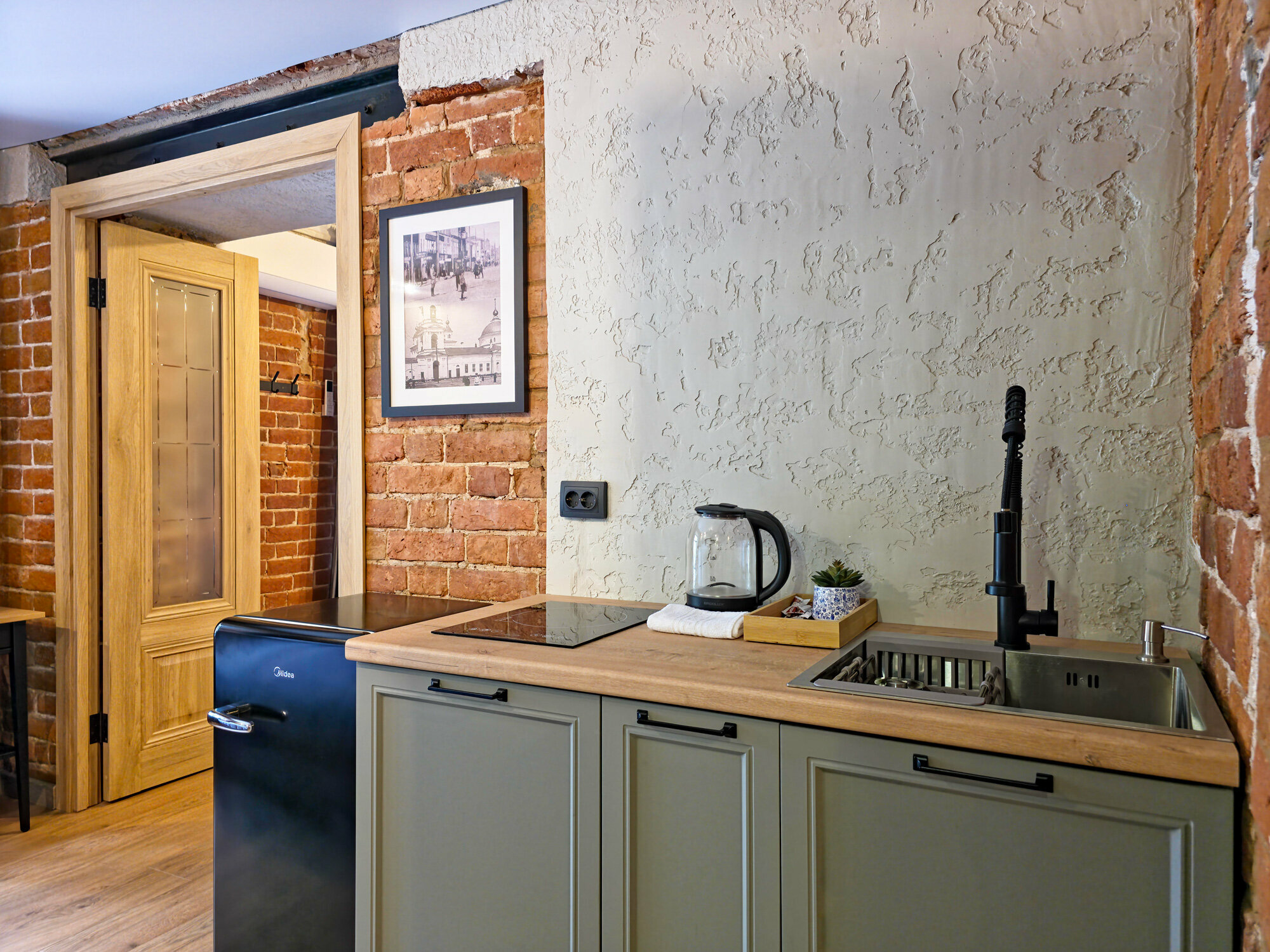 Двухкомнатный люкс с видом во двор