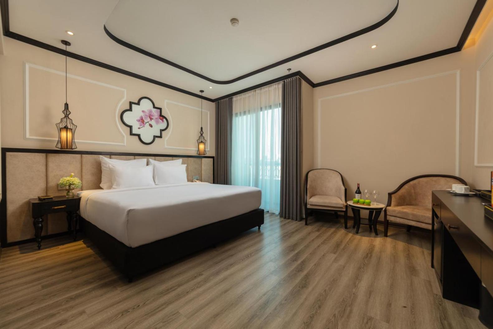 Queen Room