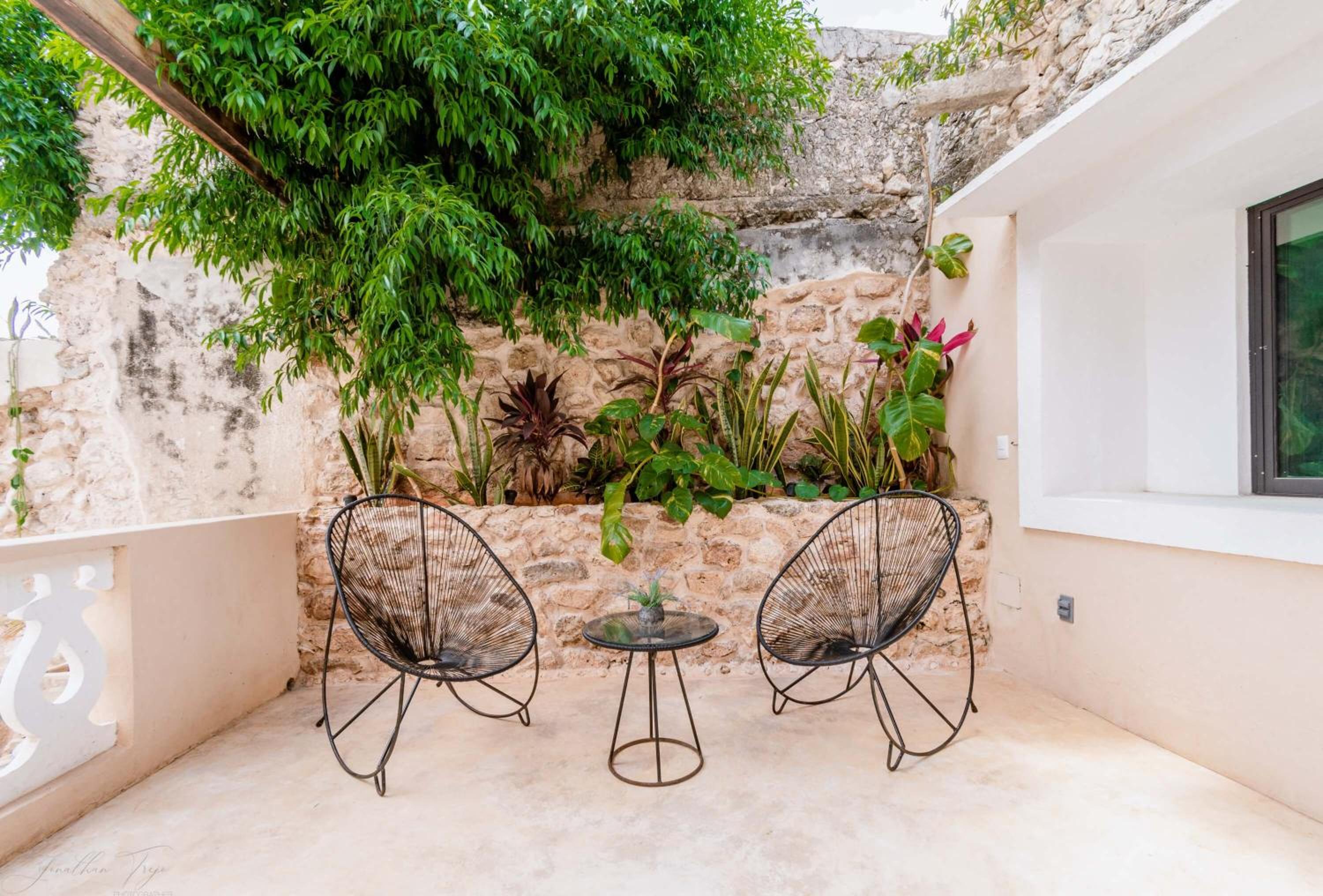 Junior Suite with Garden View