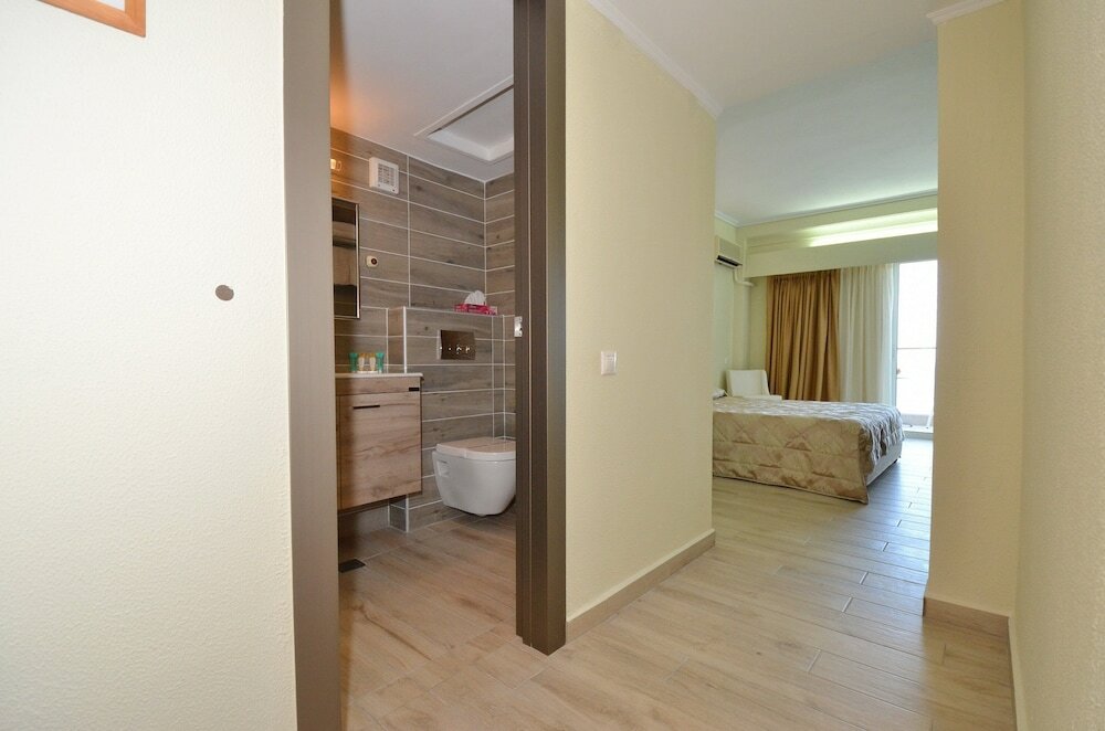 Superior Double or Twin Room, Sea View