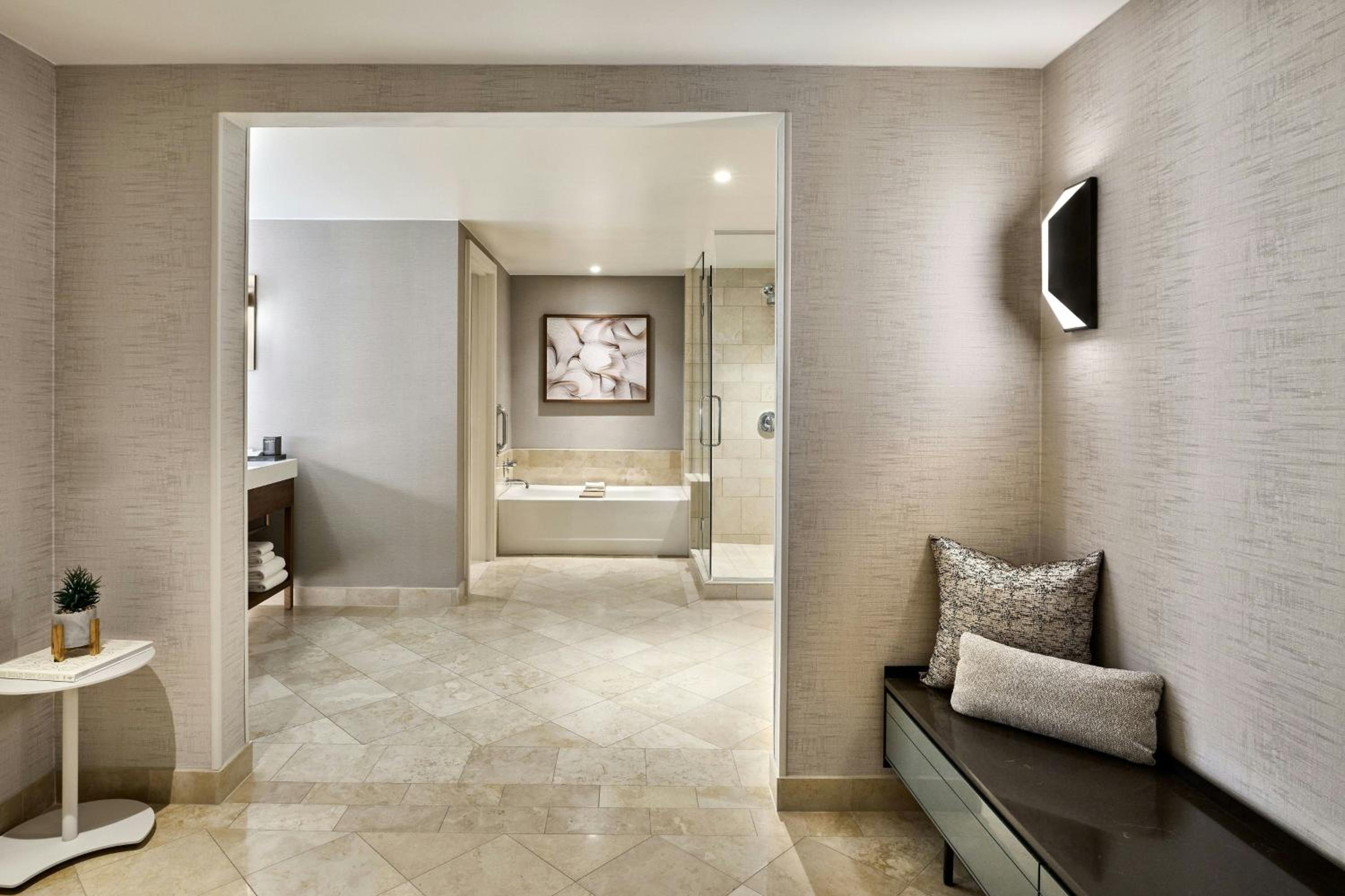 One-Bedroom Corner Suite with Sofa Bed and Balcony