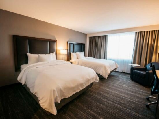 Deluxe Two Queen Room