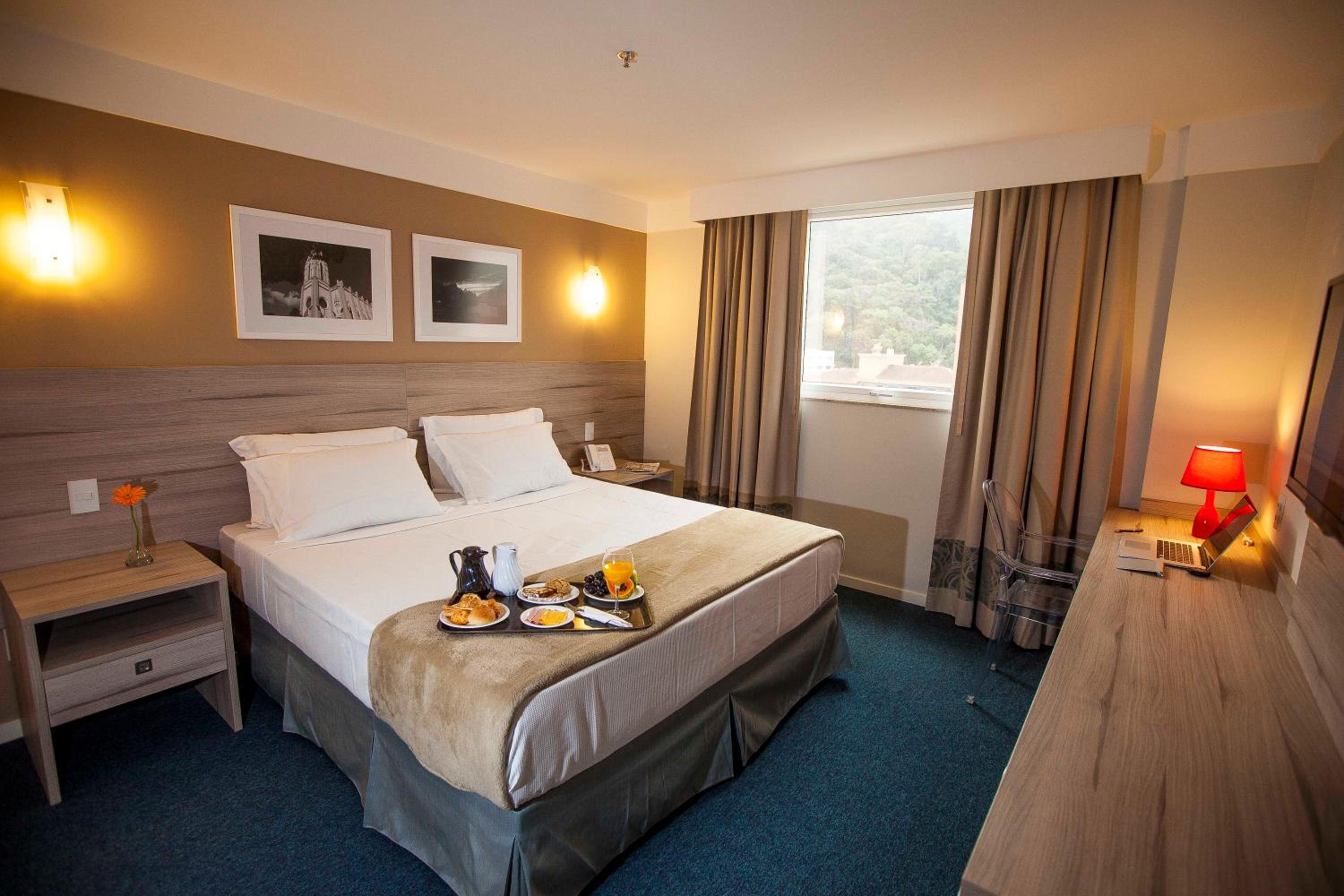 Luxury Double - 1 King Bed