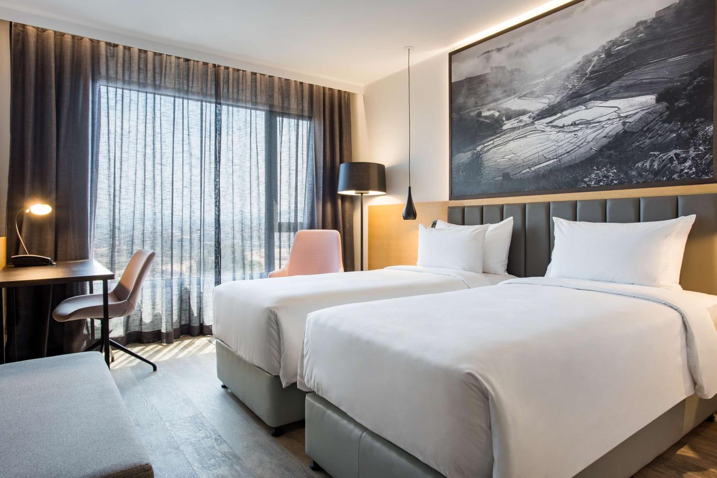 Superior Room with Waterfront View