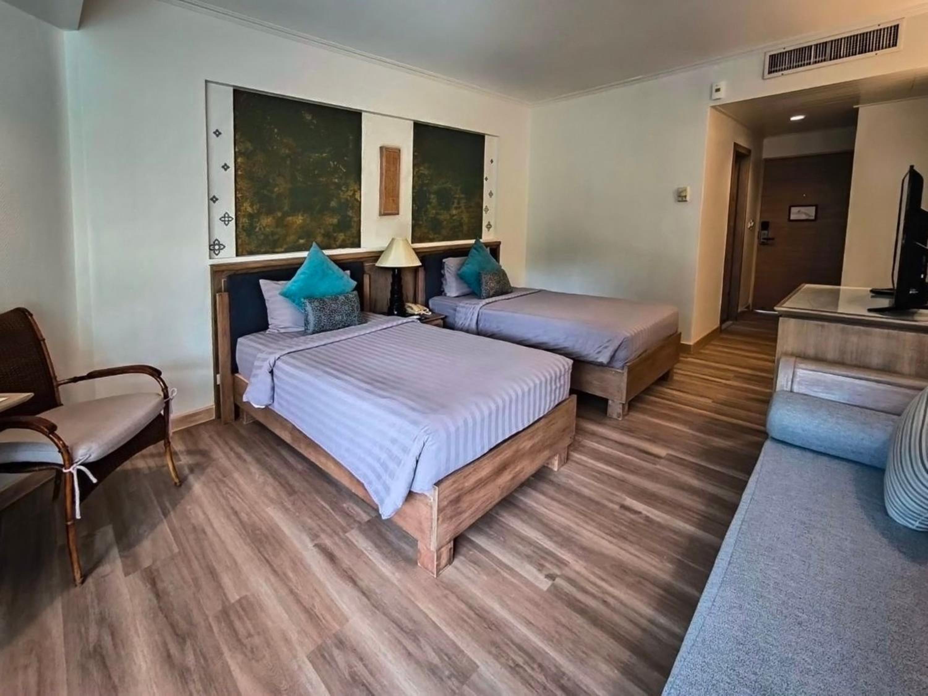 Deluxe Double or Twin Room