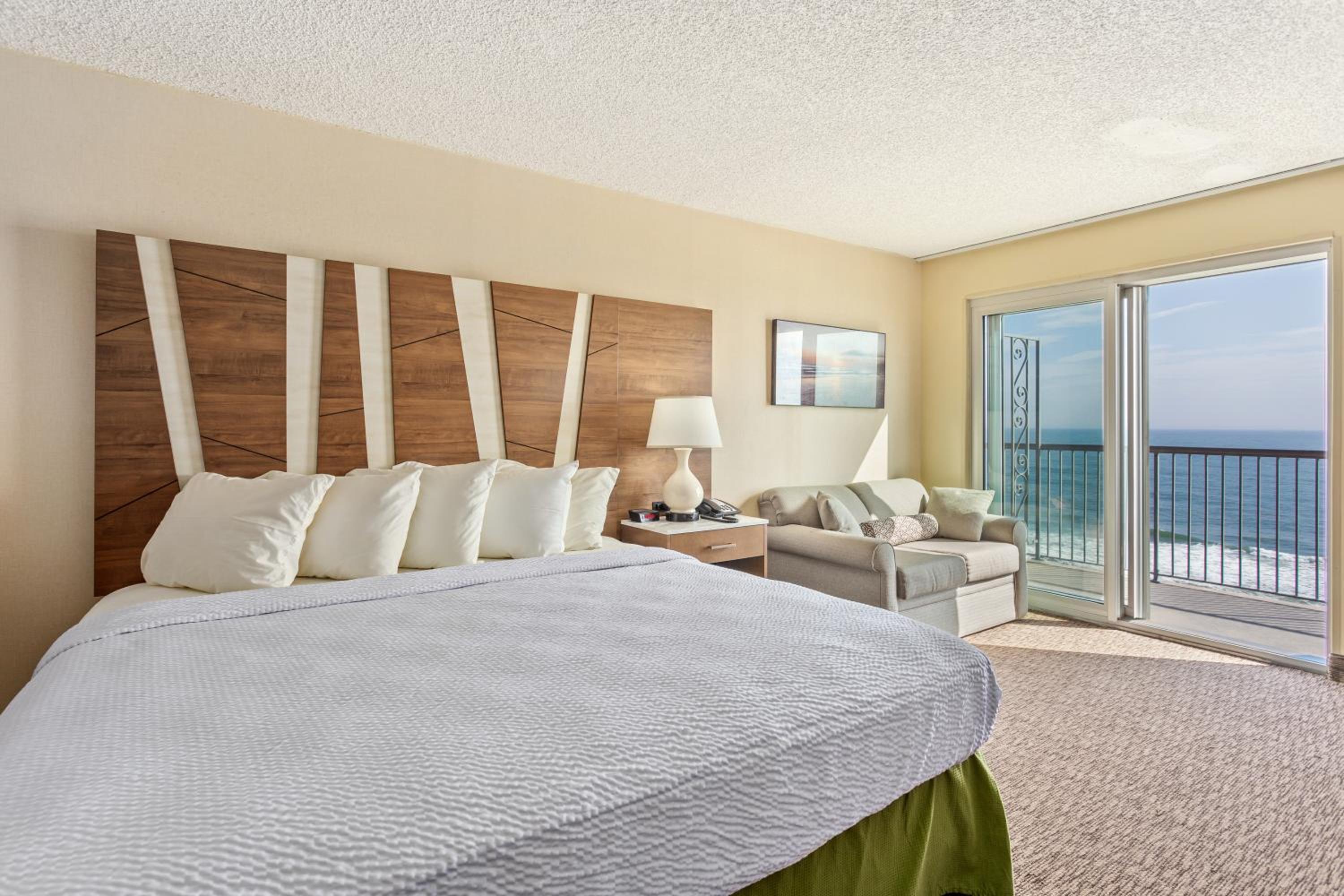 King Room with Front Sea View and Jacuzzi