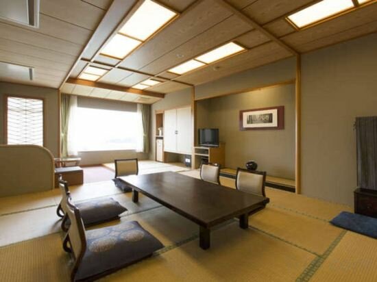 Panoramic Open-air Bath Japanese-Western Room