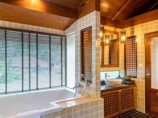 Junior Suite Garden View