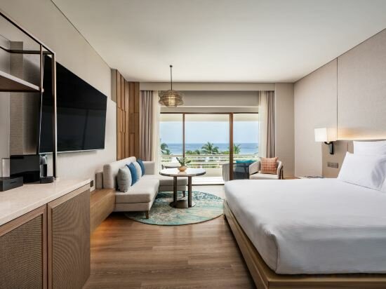 Deluxe King Room With Sea View