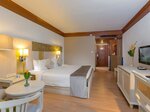 1 King Bed, Non-Smoking, Balcony, Deluxe, Deluxe Sea Facing в Best Western Premier Bangtao Beach Resort & SPA