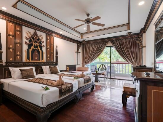 Suite Twin Room With Pool View