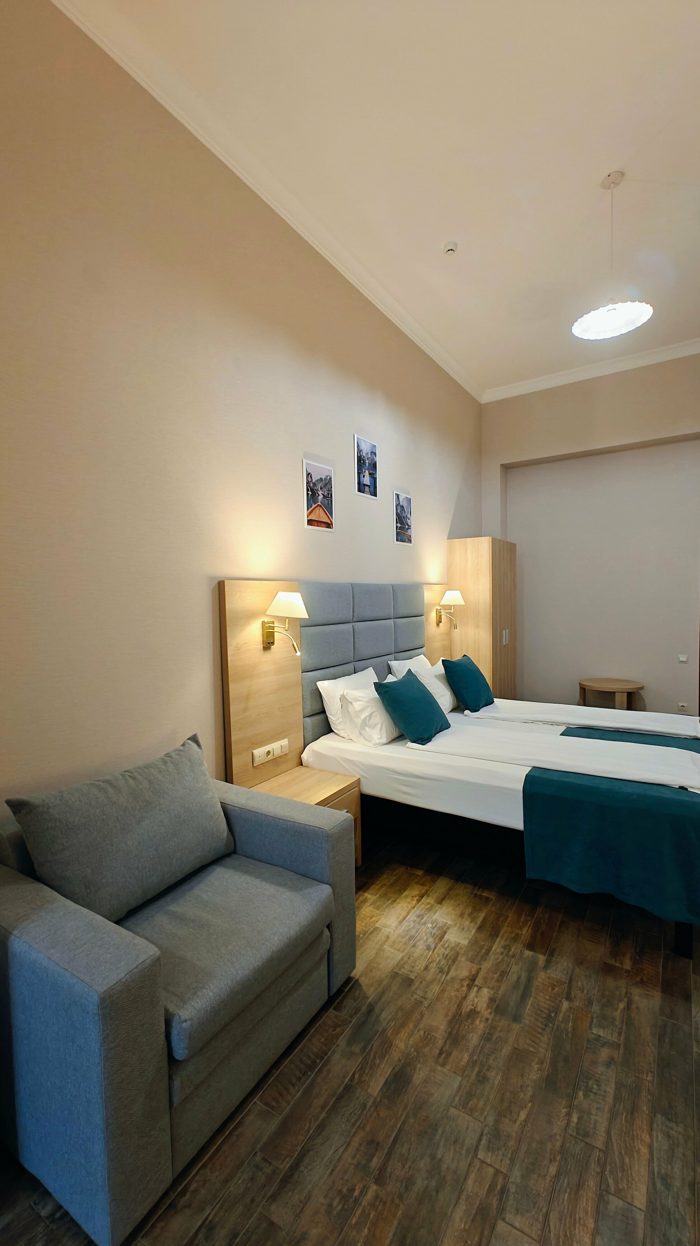 2 этаж I Студия (трёхместный номер с кухонным уголком и микроволновой печью)