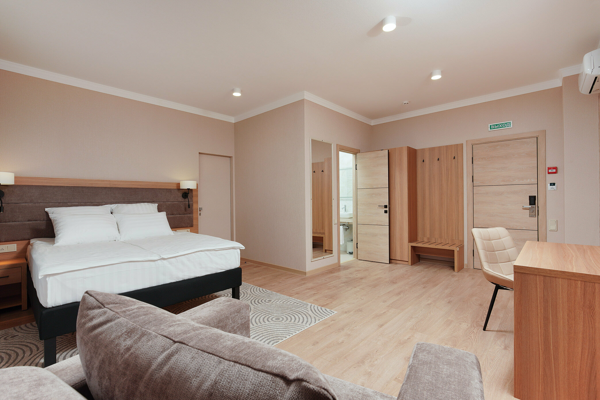 Бутик отель СТАНДАРТ SUPERIOR (без балкона) г. Анапа, Пионерский проспект 114г