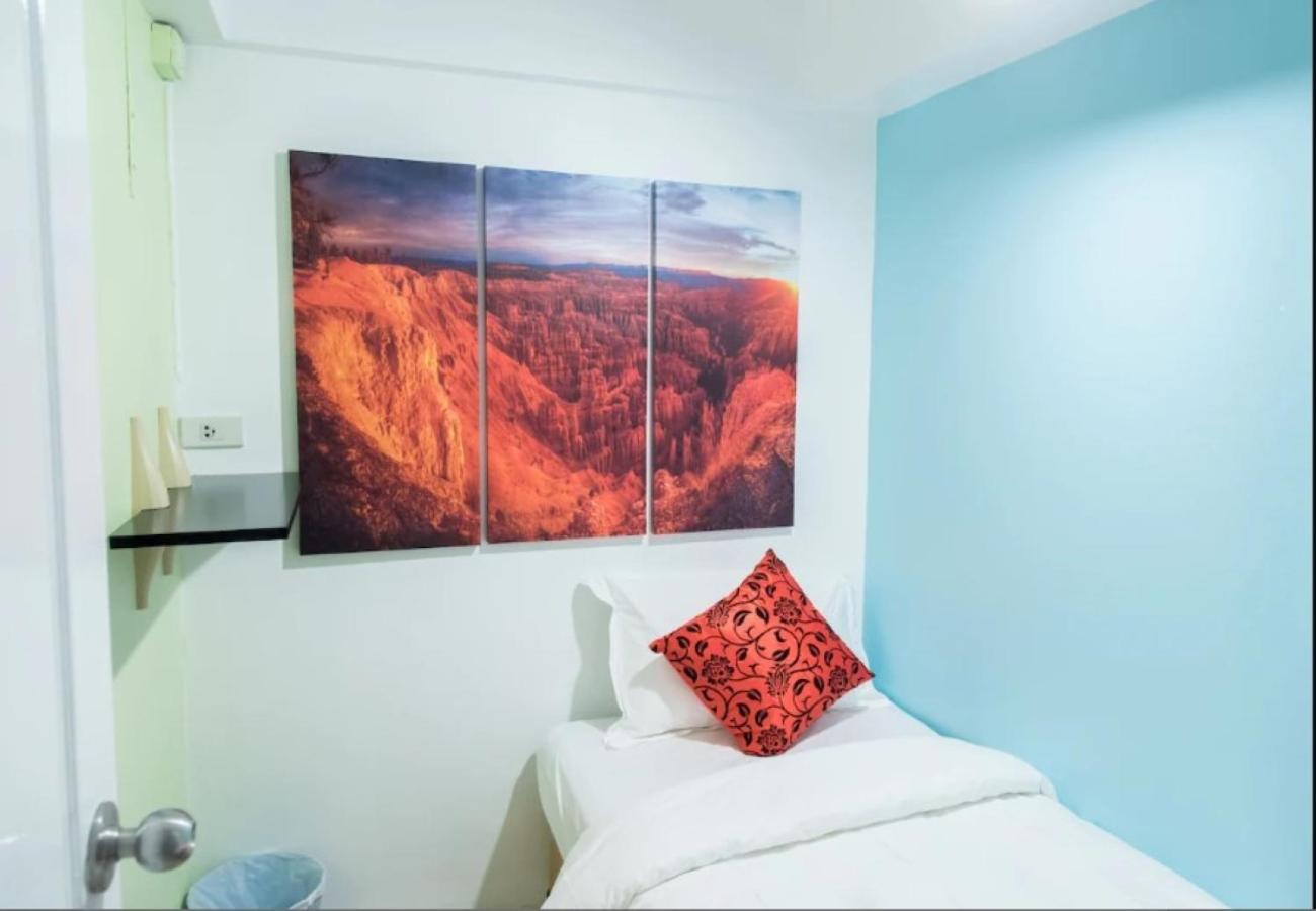 Single Room with Private Bathroom