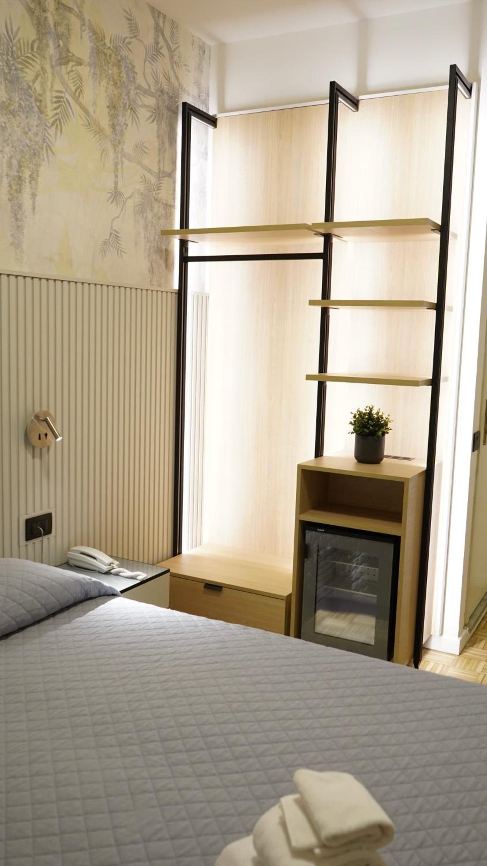 Deluxe Single Room