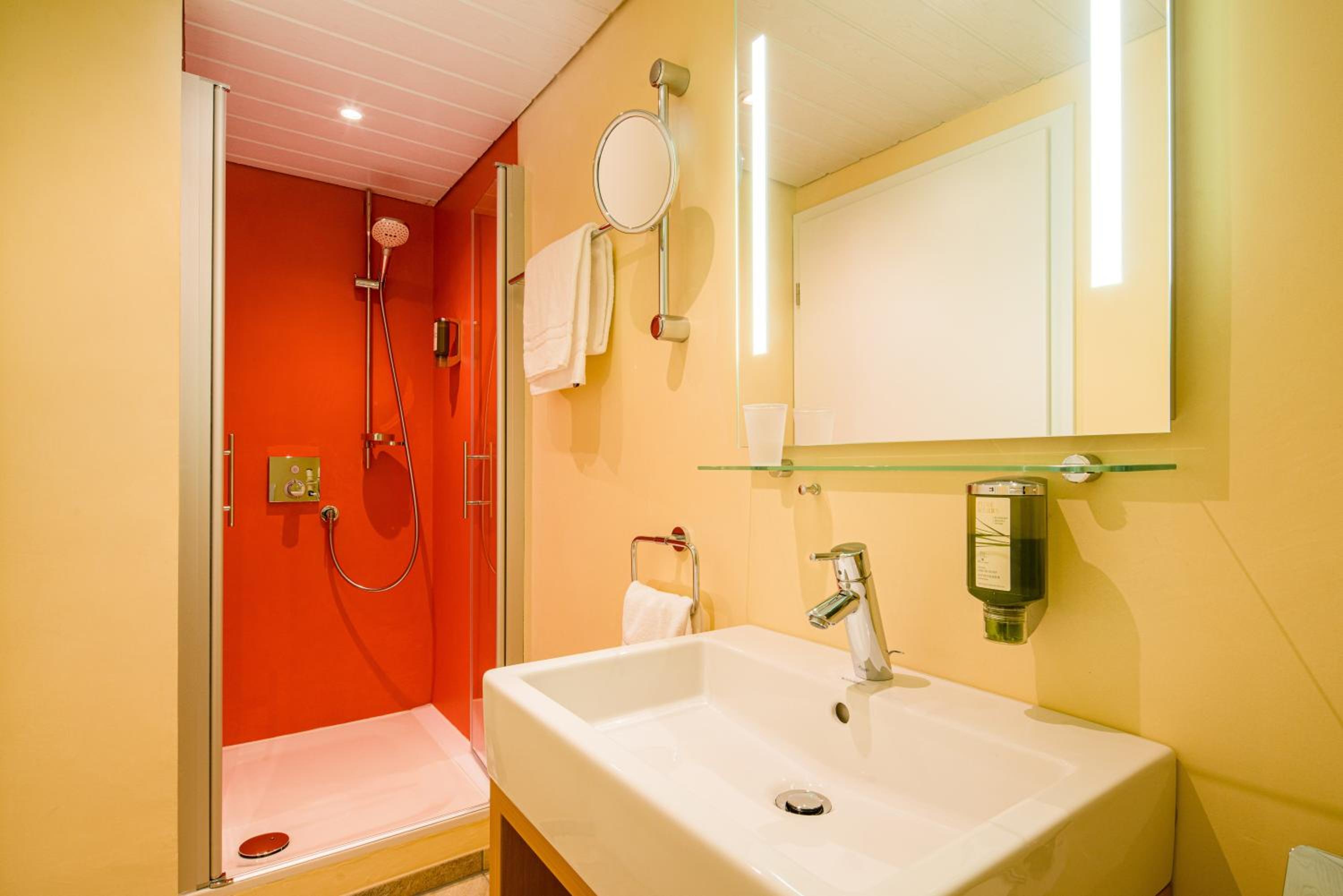 Economy Single Room