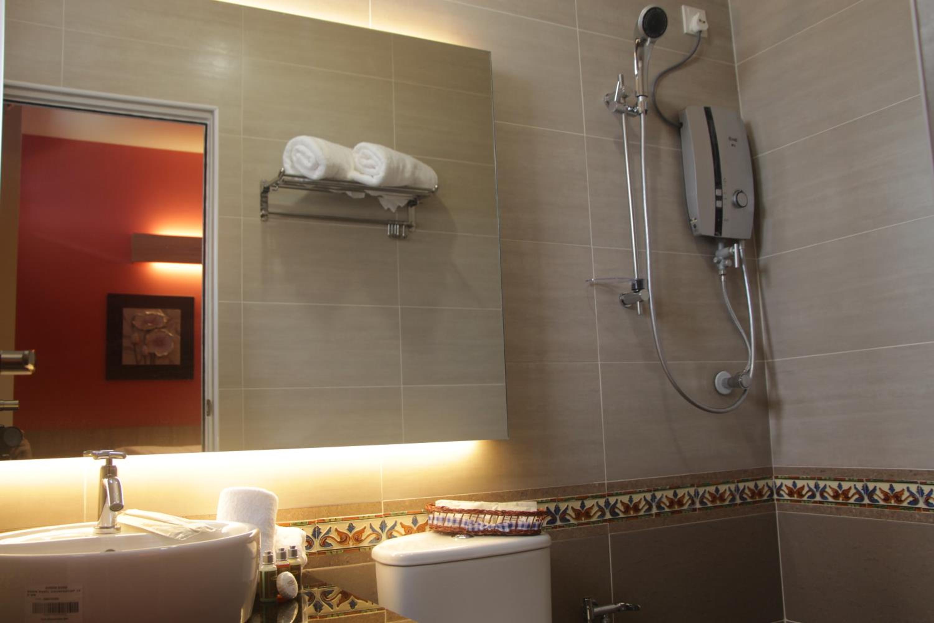 Deluxe Triple Room