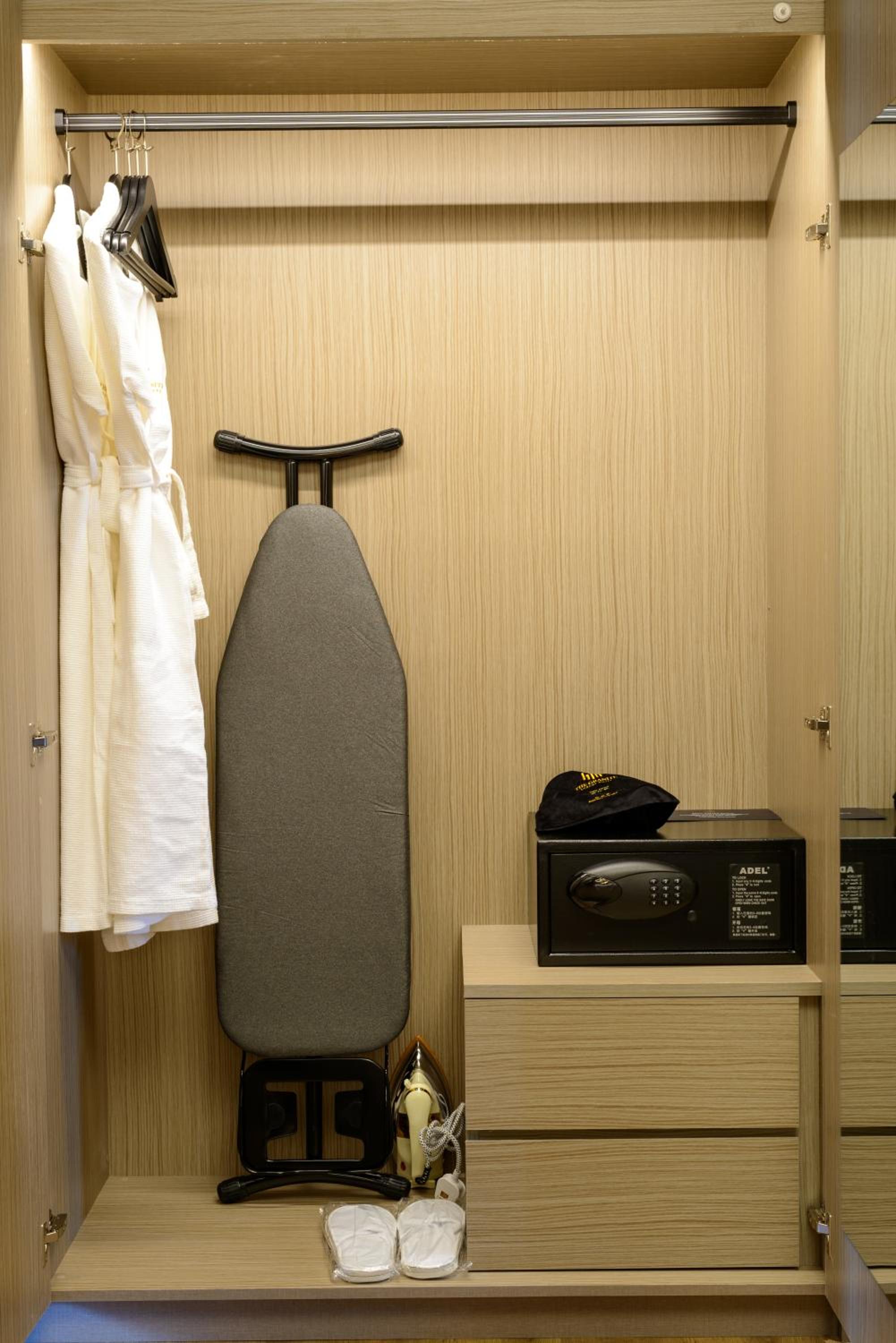 Luxury Room