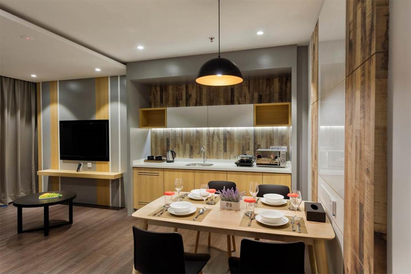 The Splendor Suite