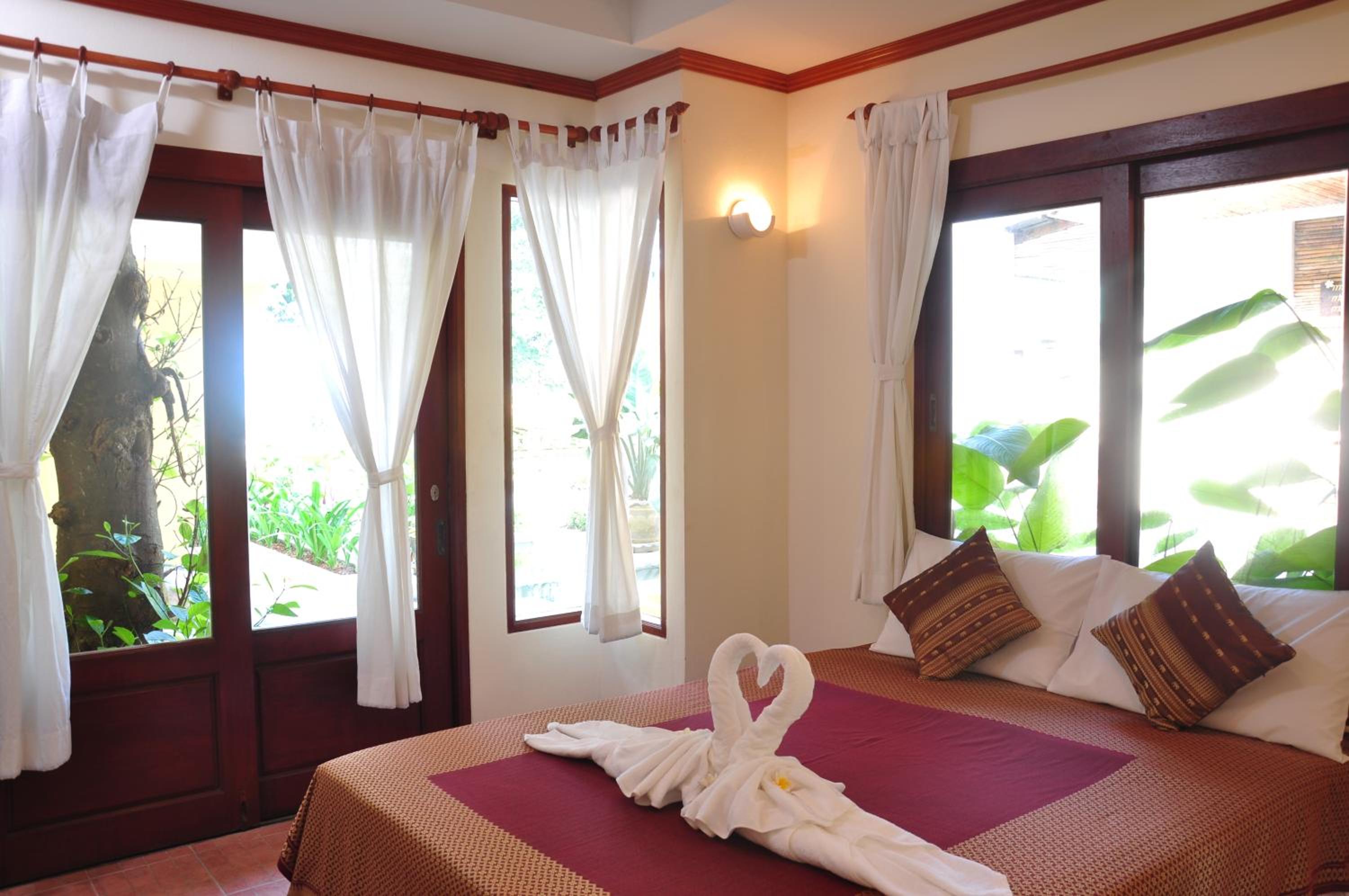 Deluxe Double with Garden View