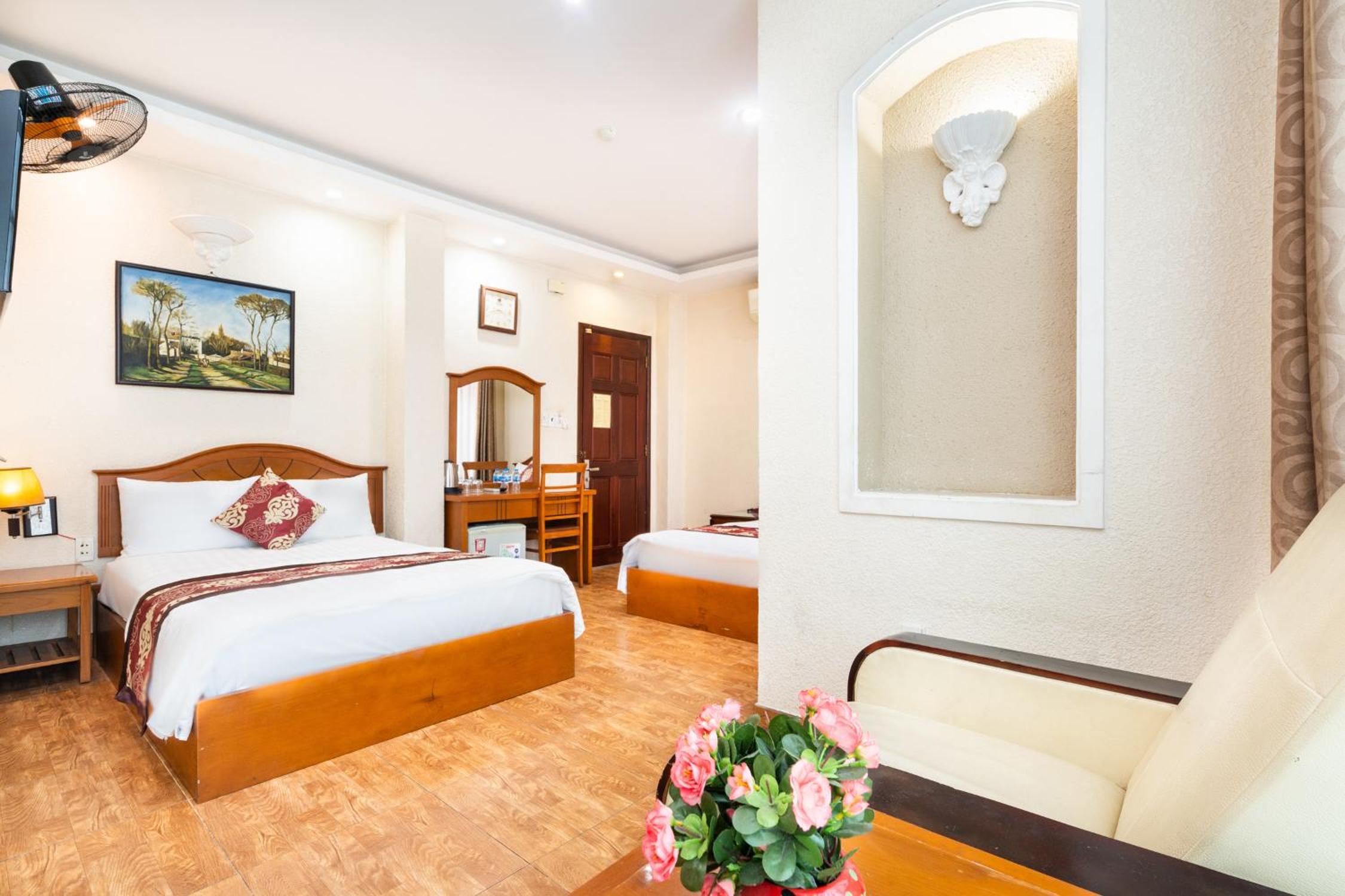 Deluxe Family Room