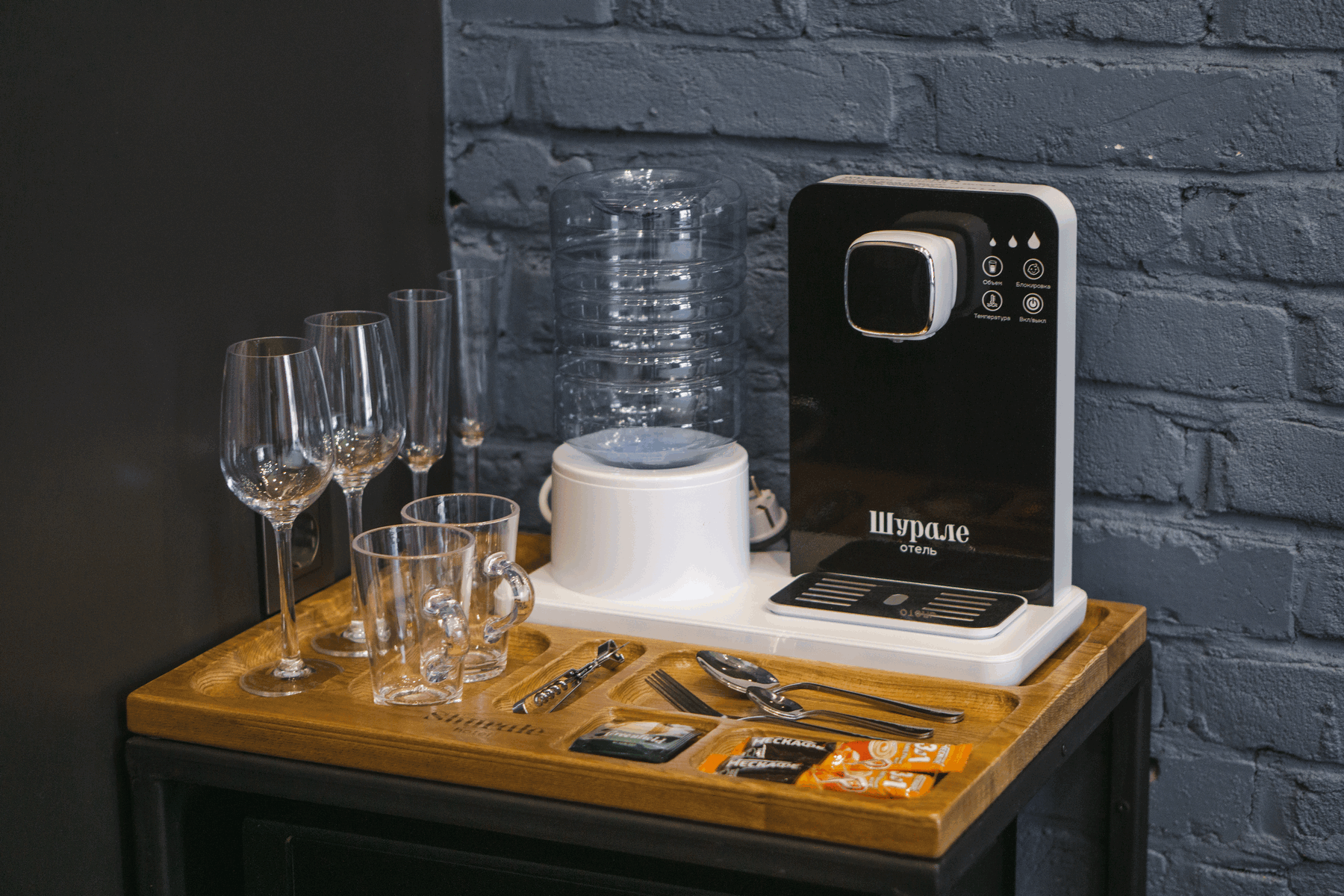 Улучшенный двухместный номер с 2 отдельными кроватями