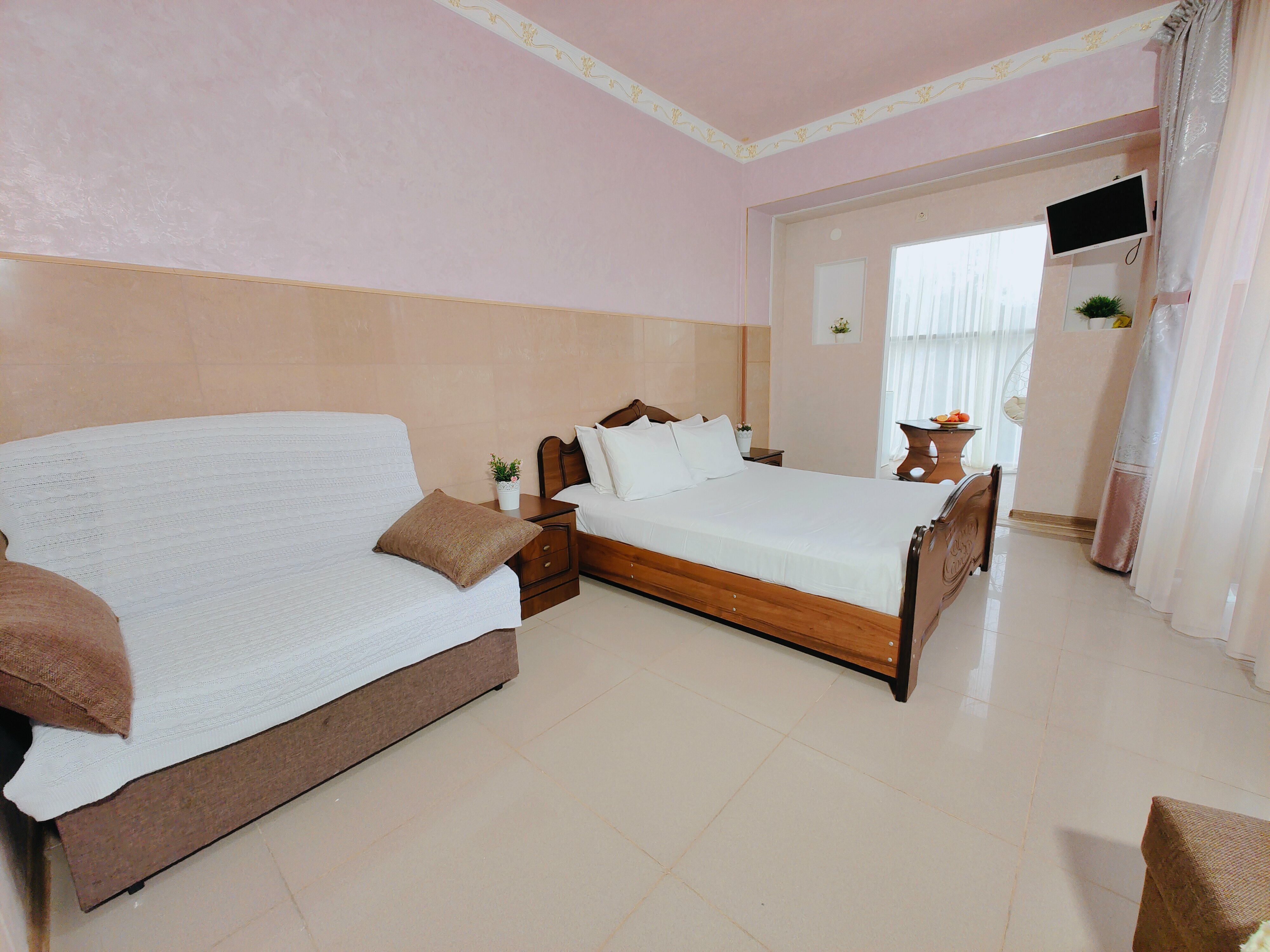 Роскошный трехместный номер