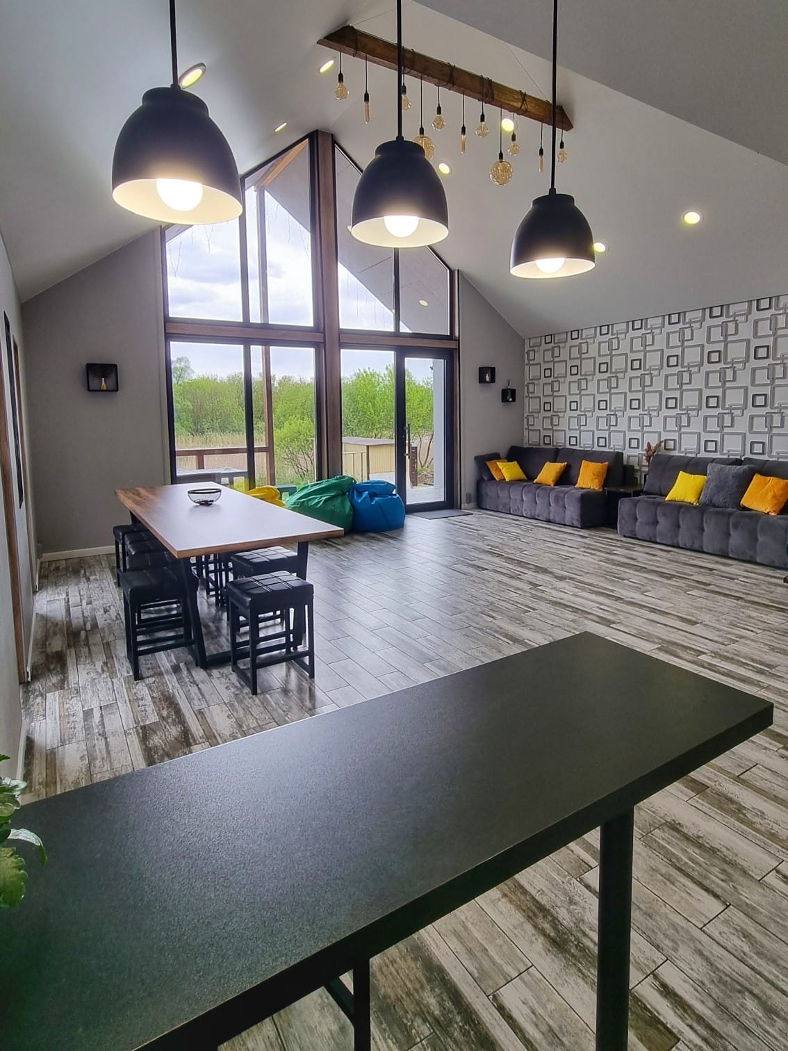 Коттедж с видом на озеро