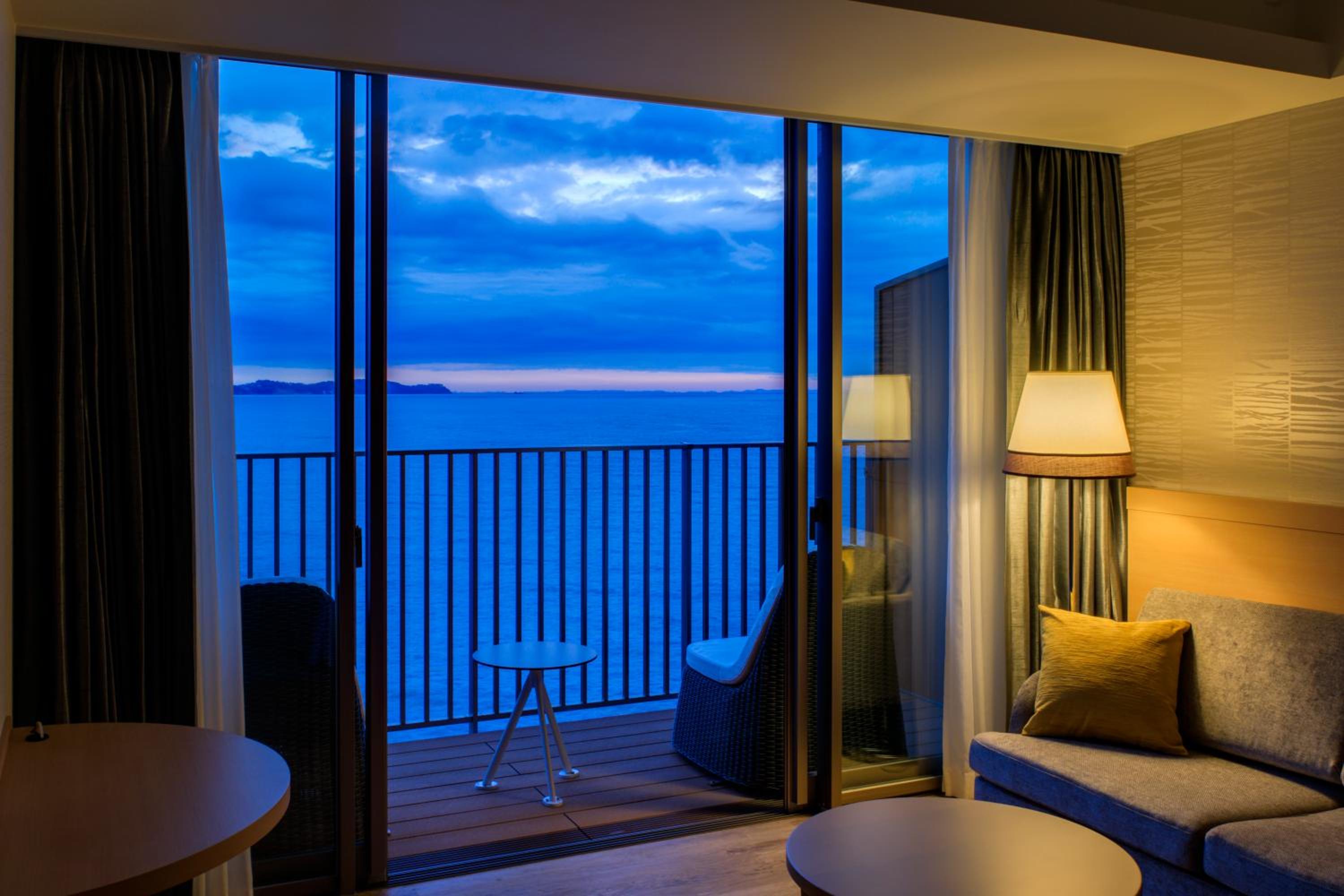 Twin Room With Ocean View - Breakfast Included - Aqua Square