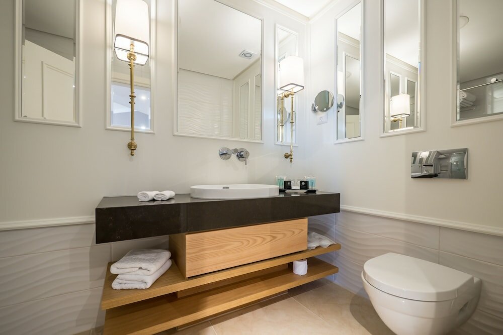 Superior Room, Balcony, City View