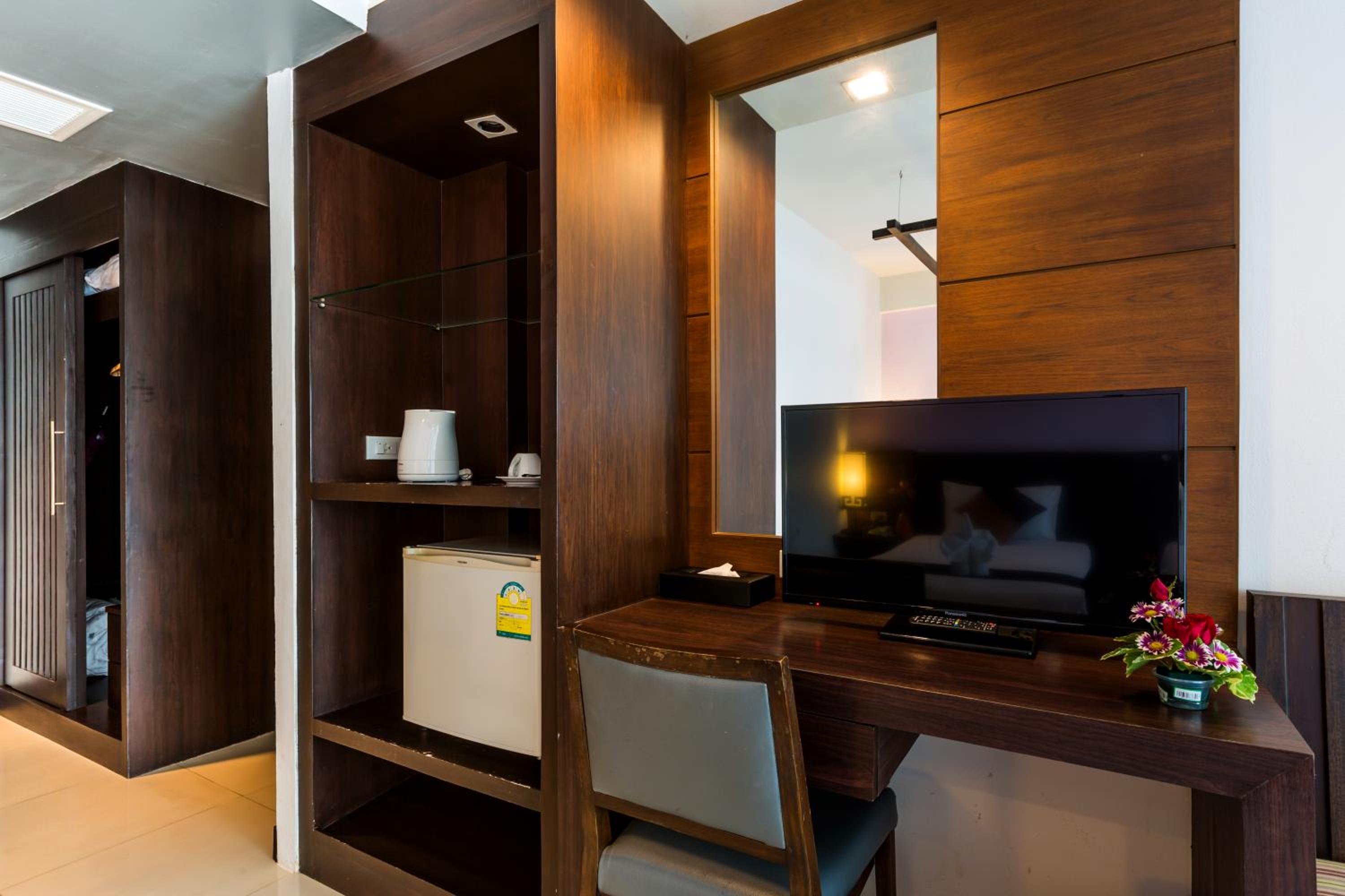 Deluxe Double or Twin Room