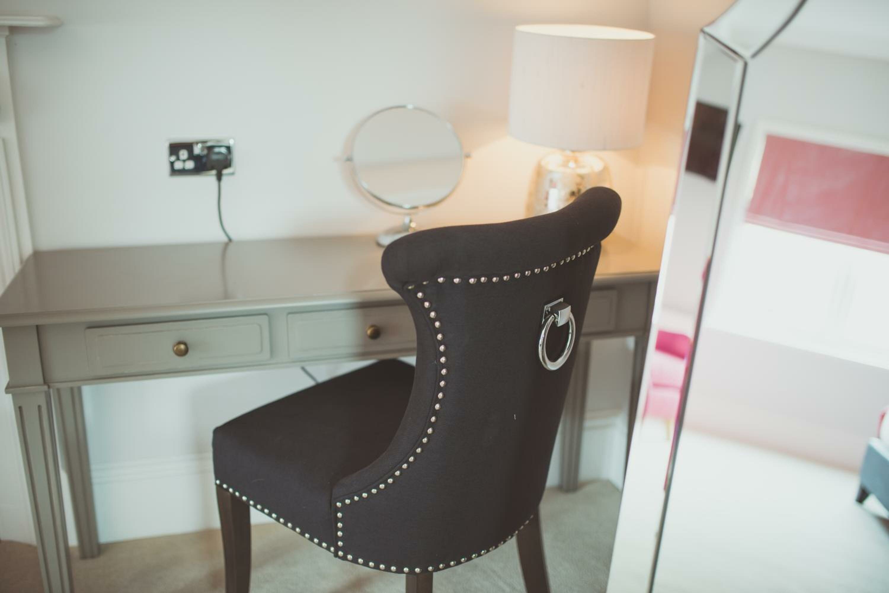 Superior King Room with Shower