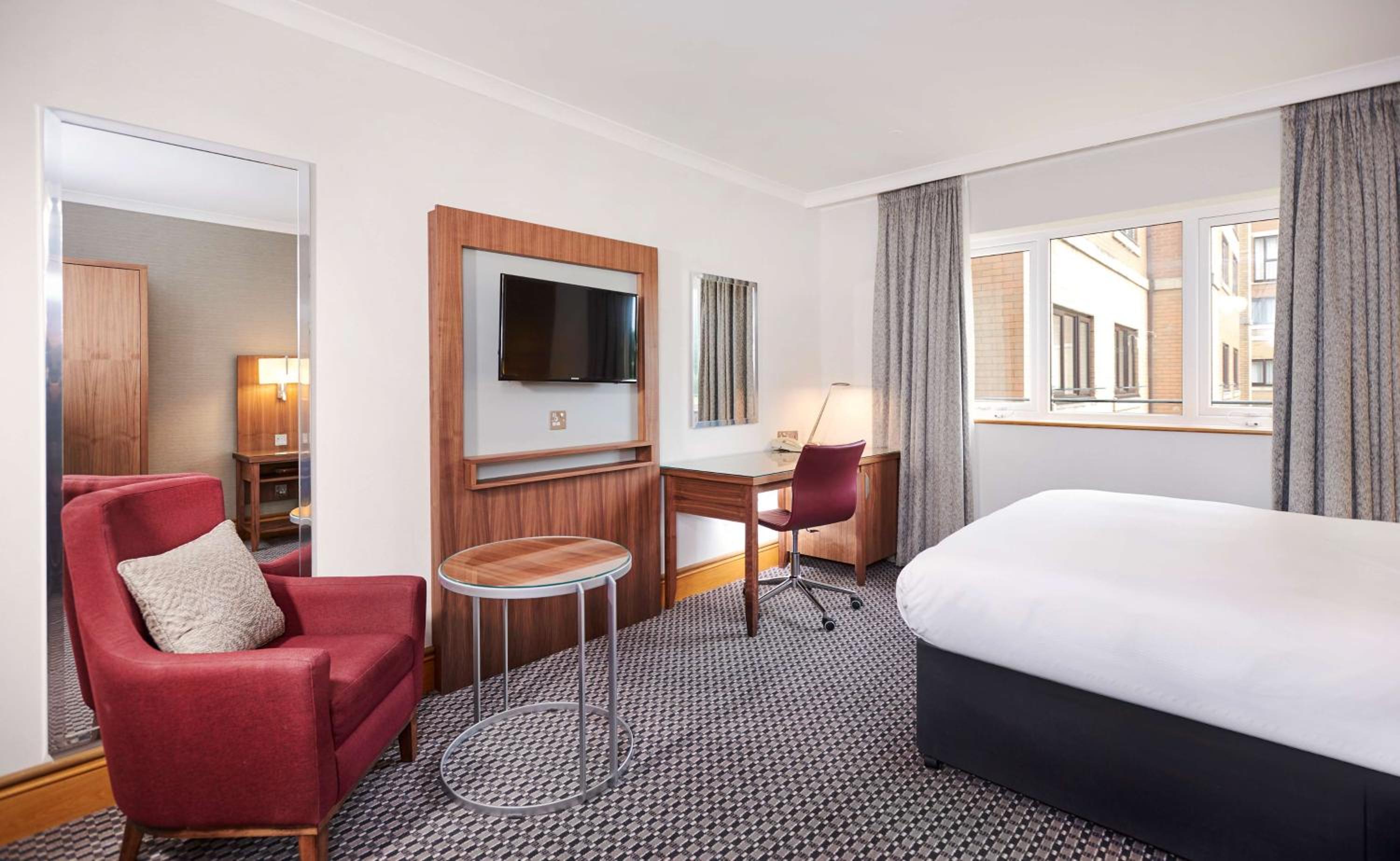 Queen Room - Mobility Access