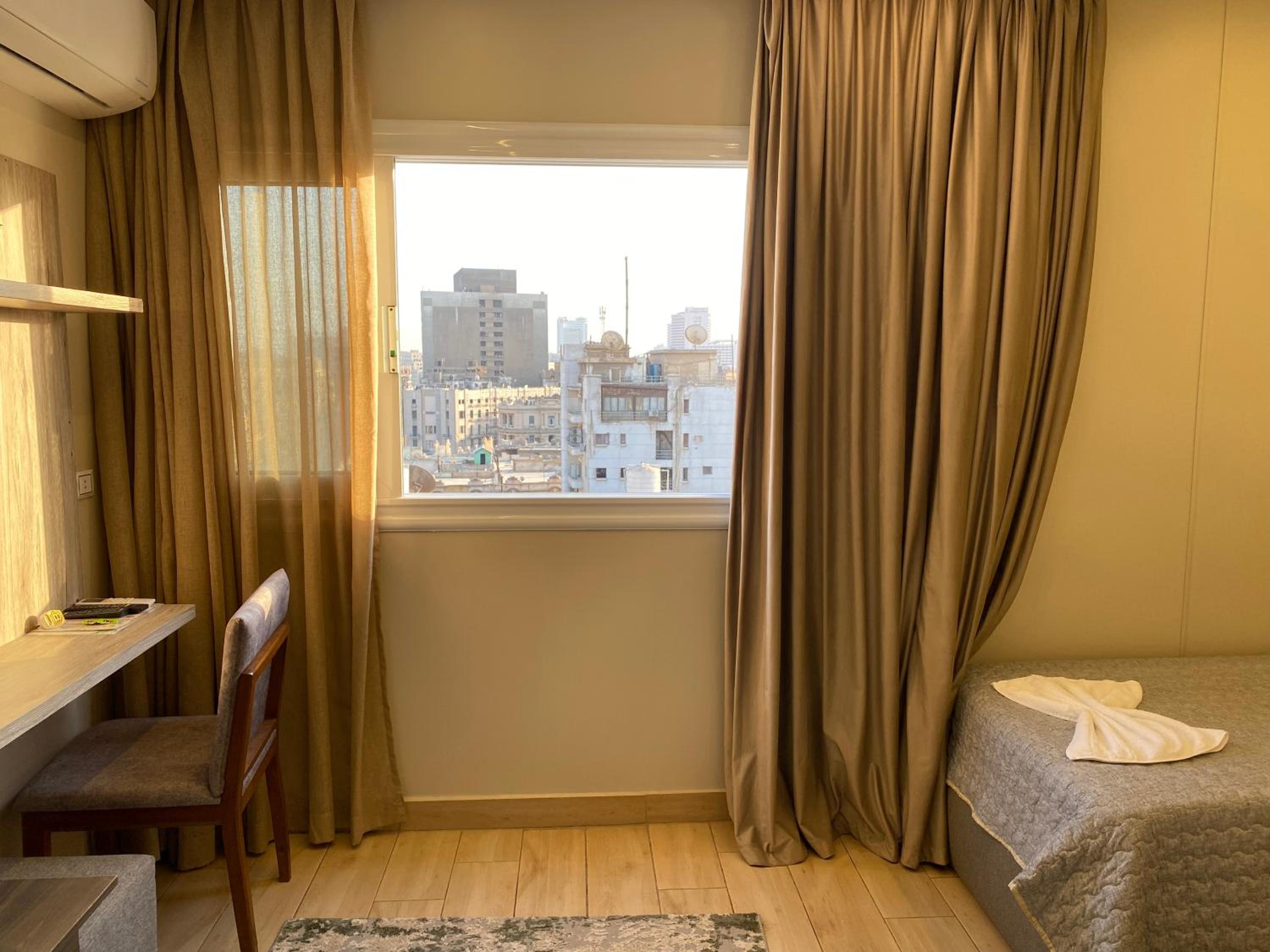 Deluxe Twin Room with City View