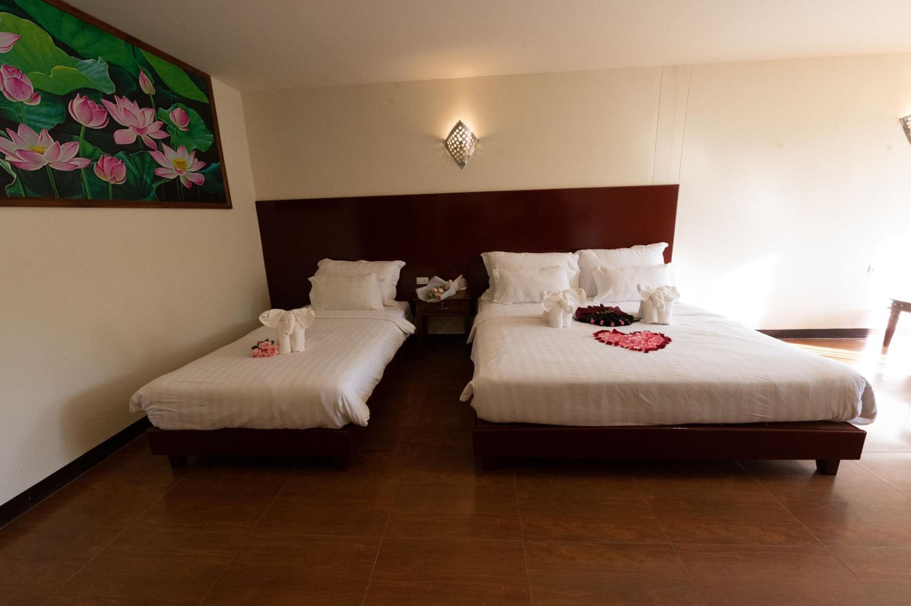 Triple Room with Balcony