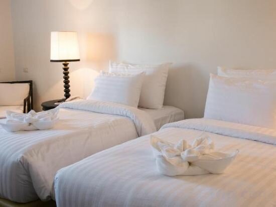 Deluxe Twin Room With City View