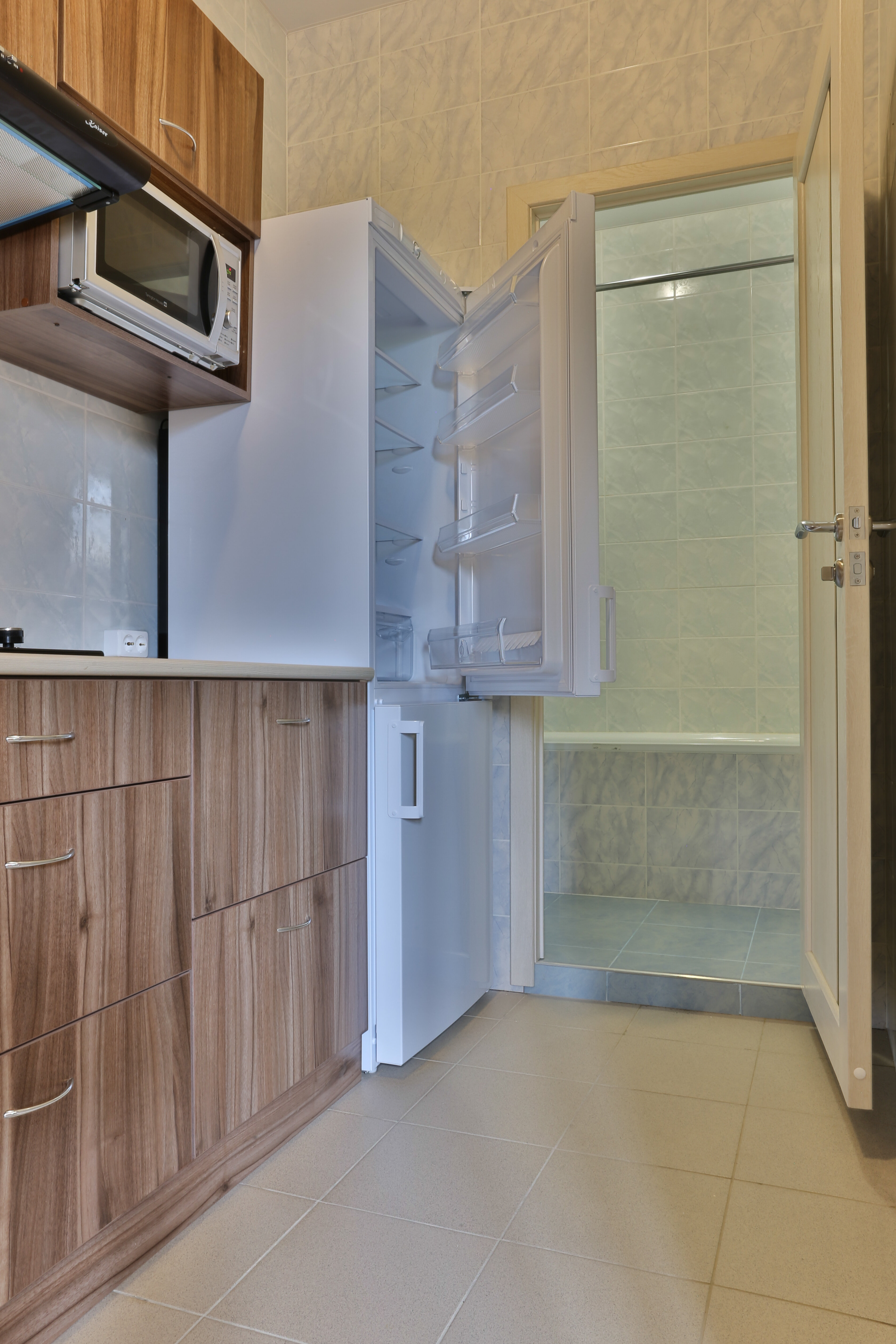 двухкомнатный номер с кухней и ванной