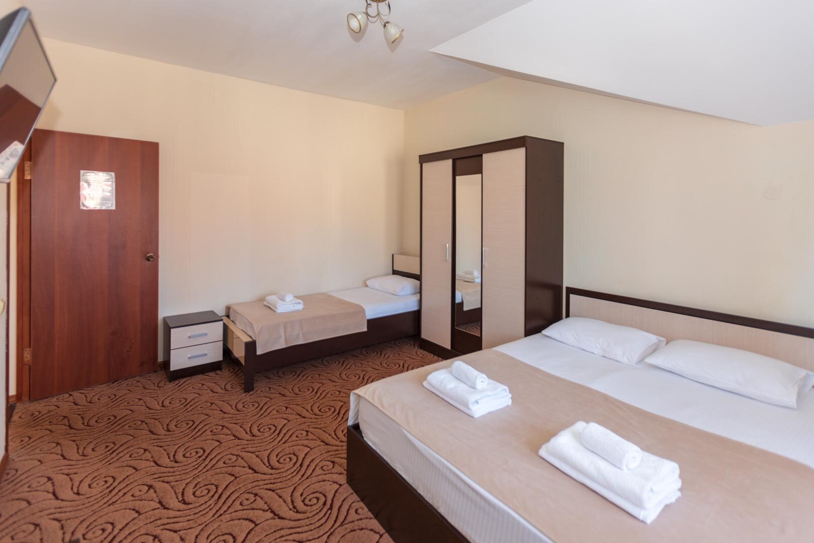 Апартаменты с изолированными комнатами