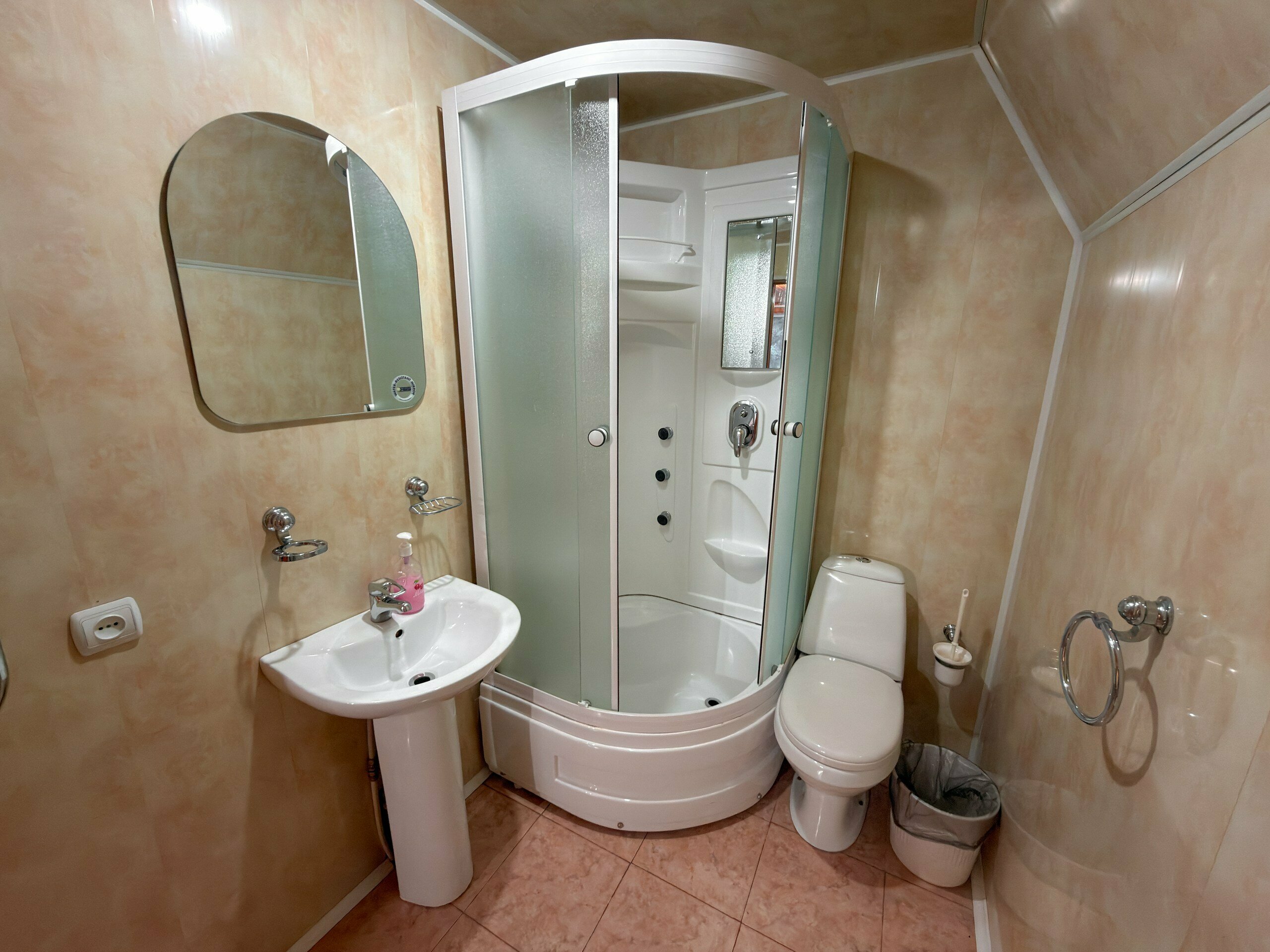 студенческий номер на 15 человек