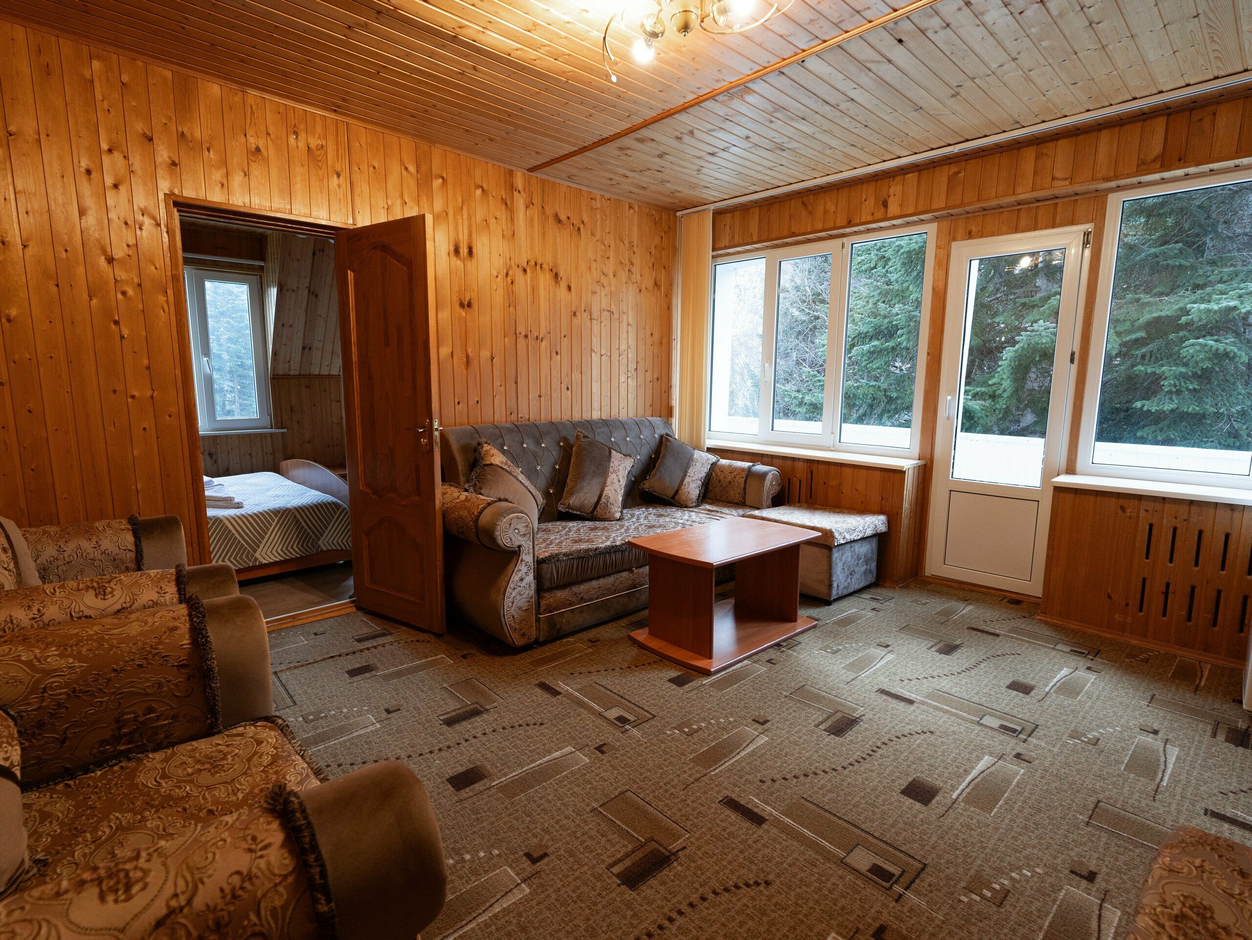 Люкс с балконом