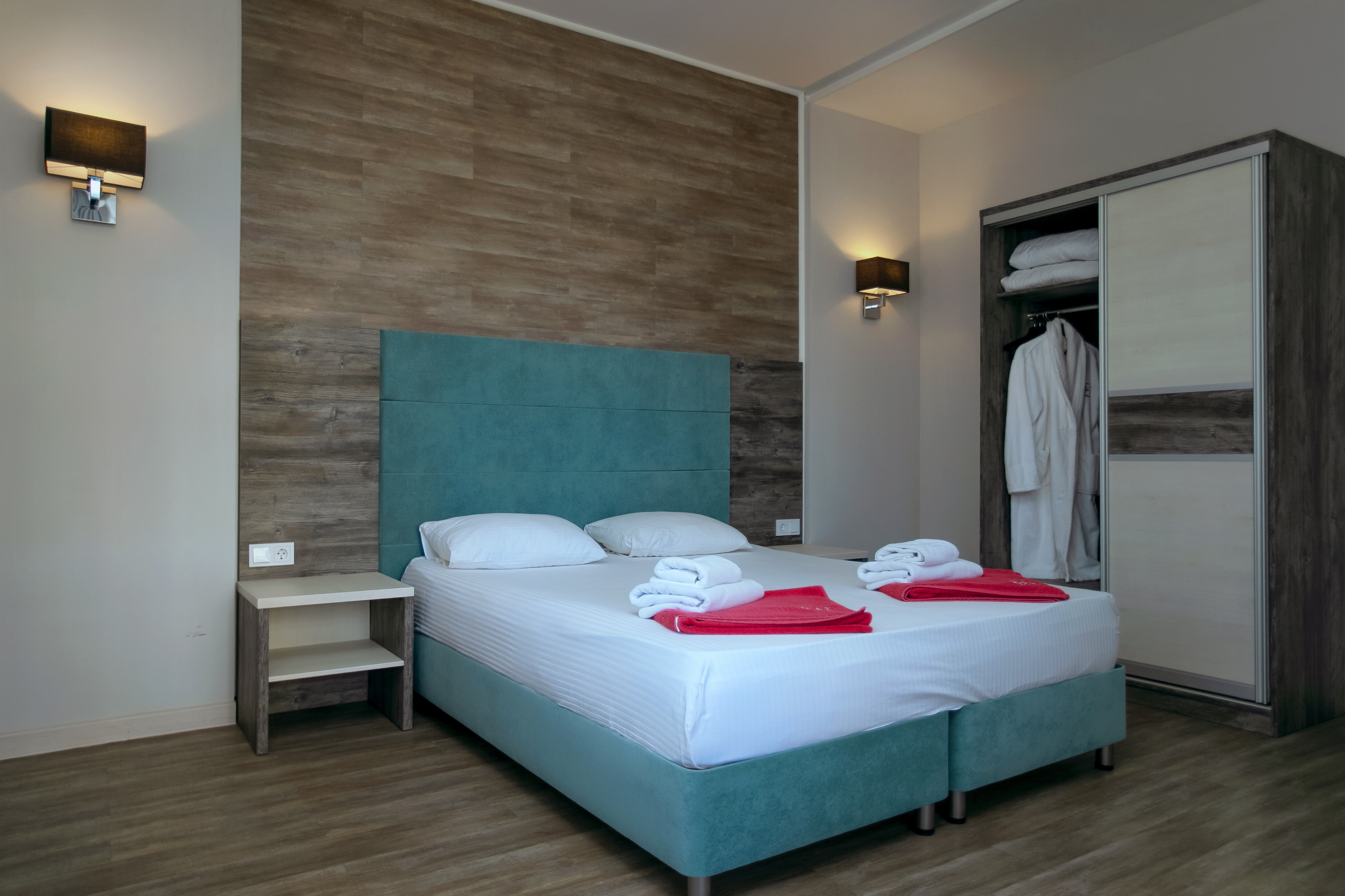 Семейный номер с балконом