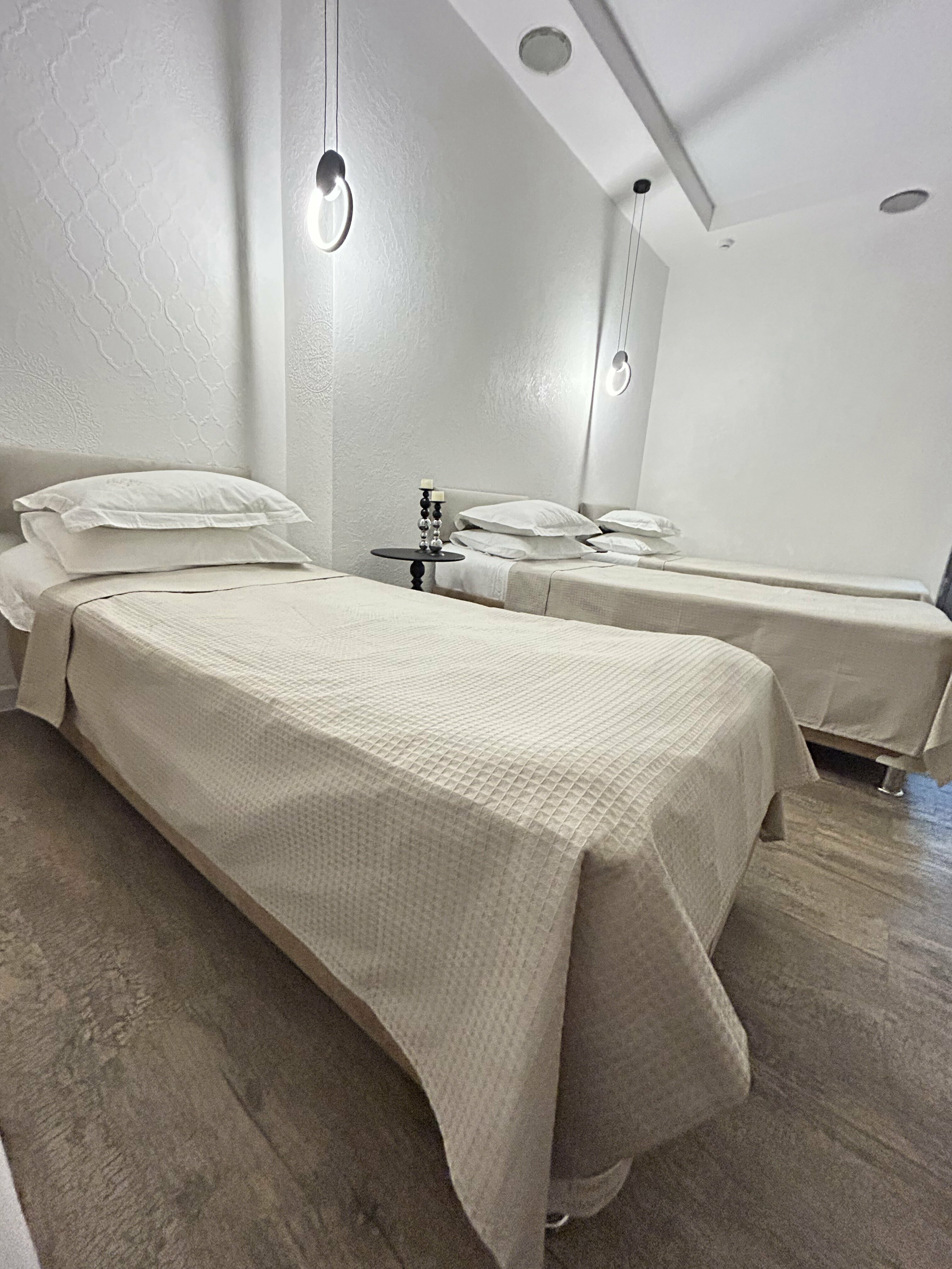 Бюджетный трехместный номер