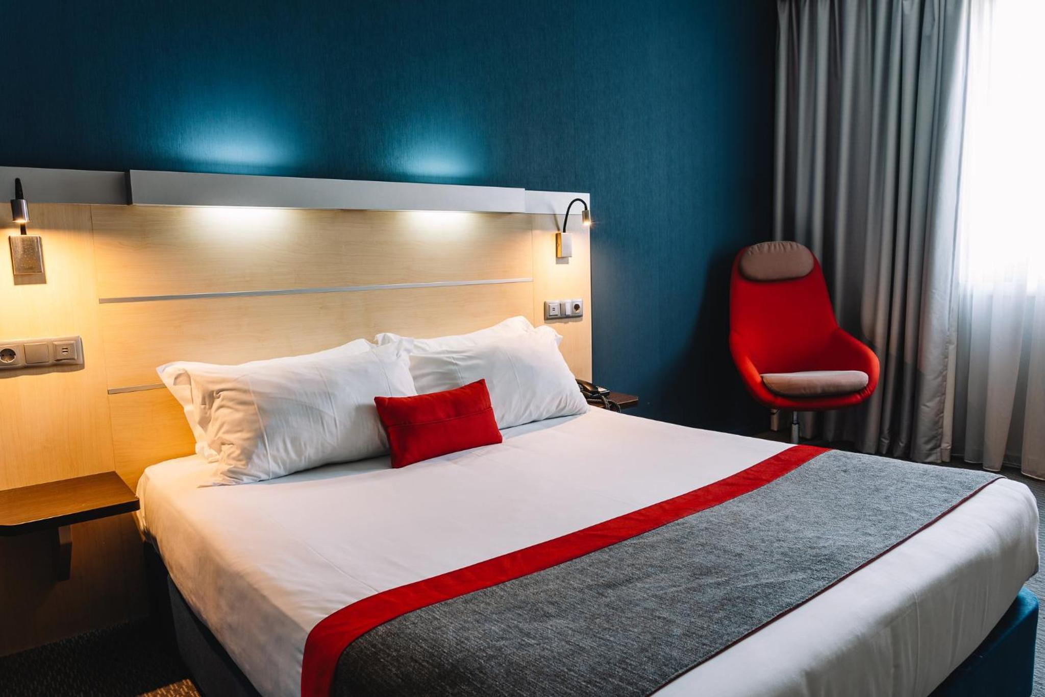 Standard Double Room with Free Breakfast