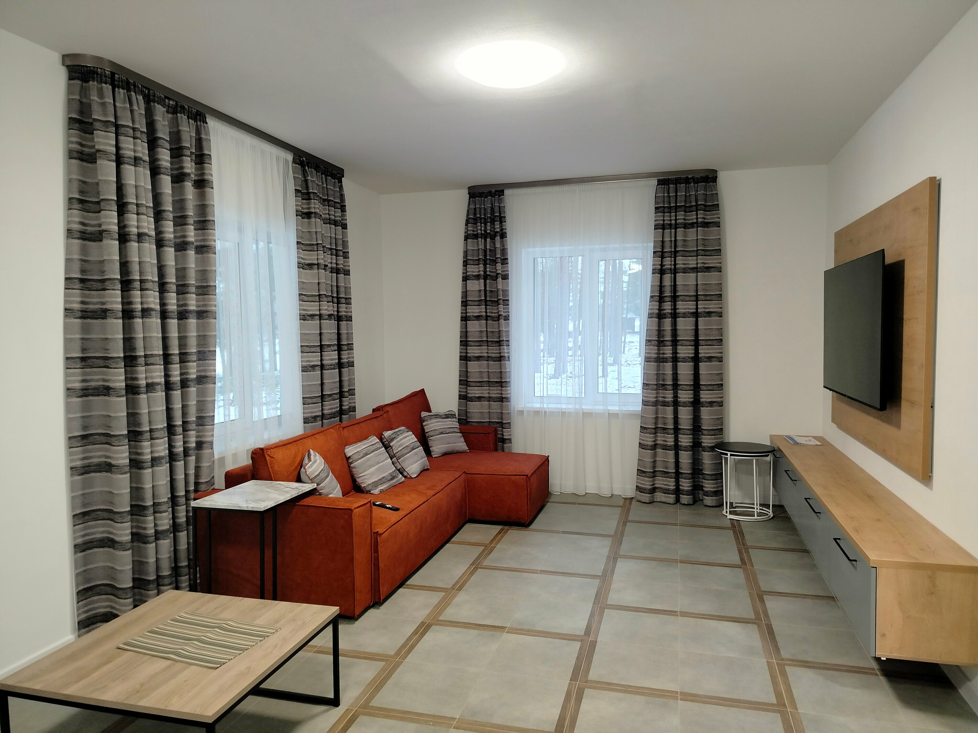 Коттедж с видом на лес