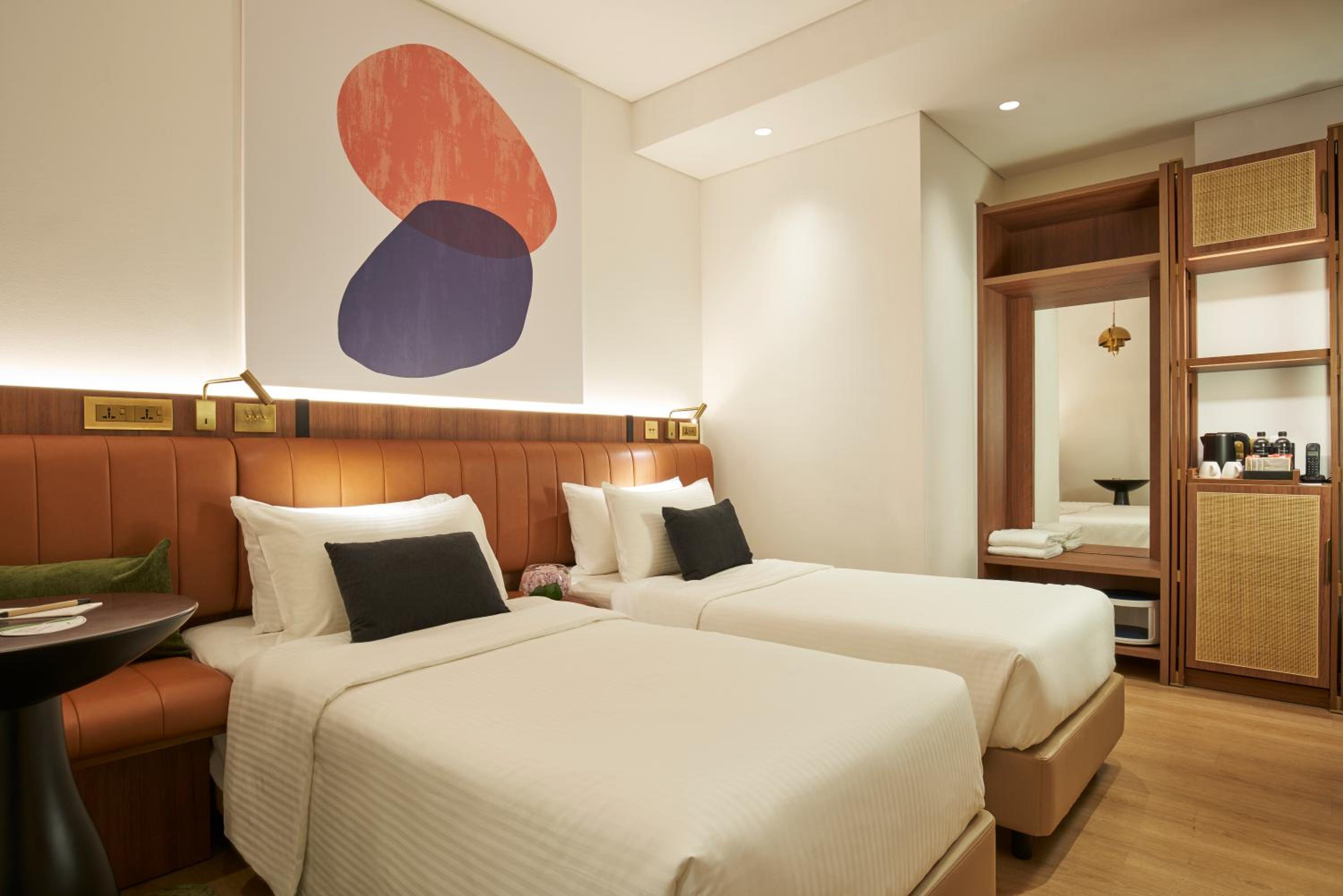 Standard Twin Room ( No Window)