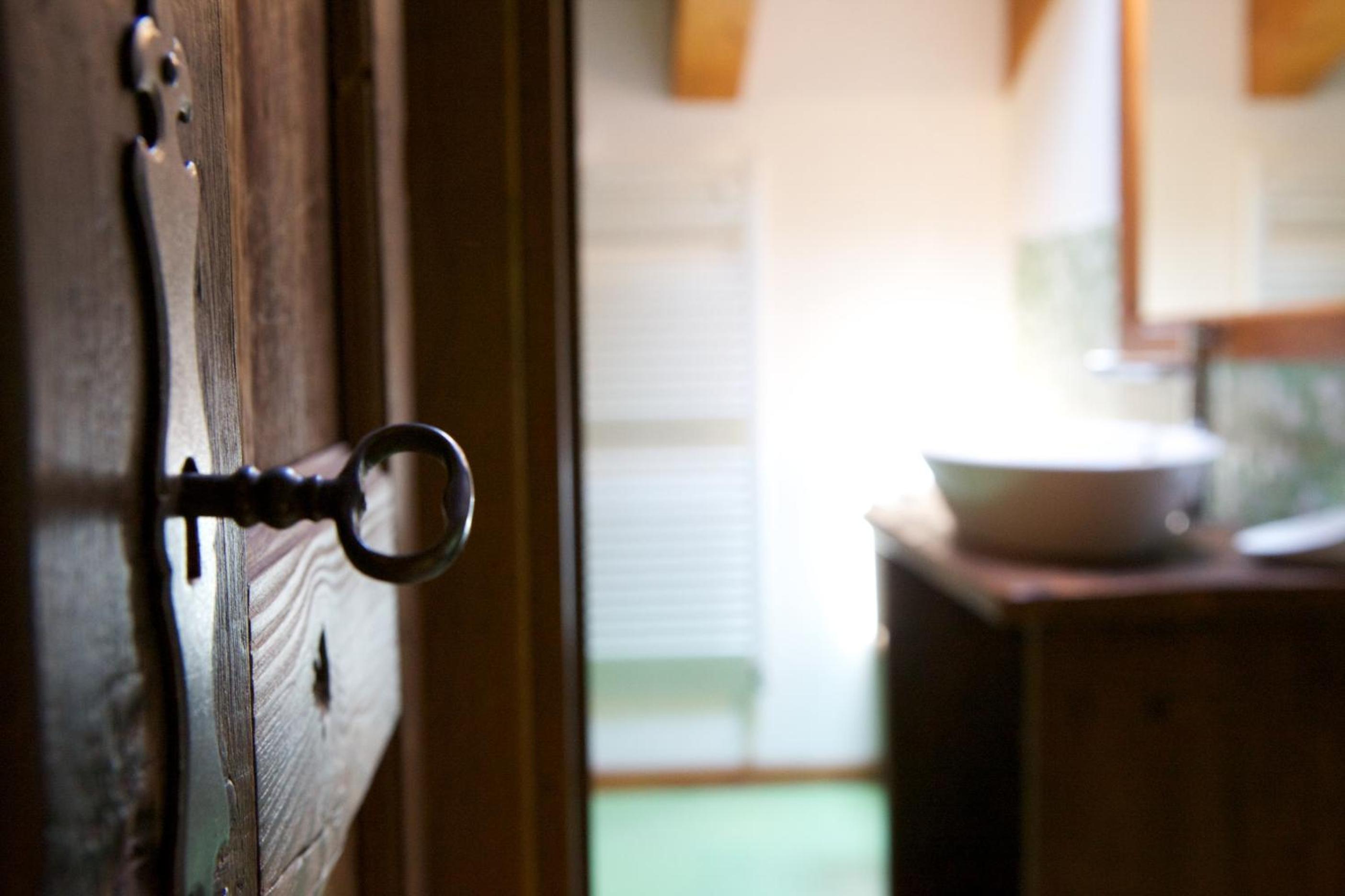 One-Bedroom Apartment - Split Level